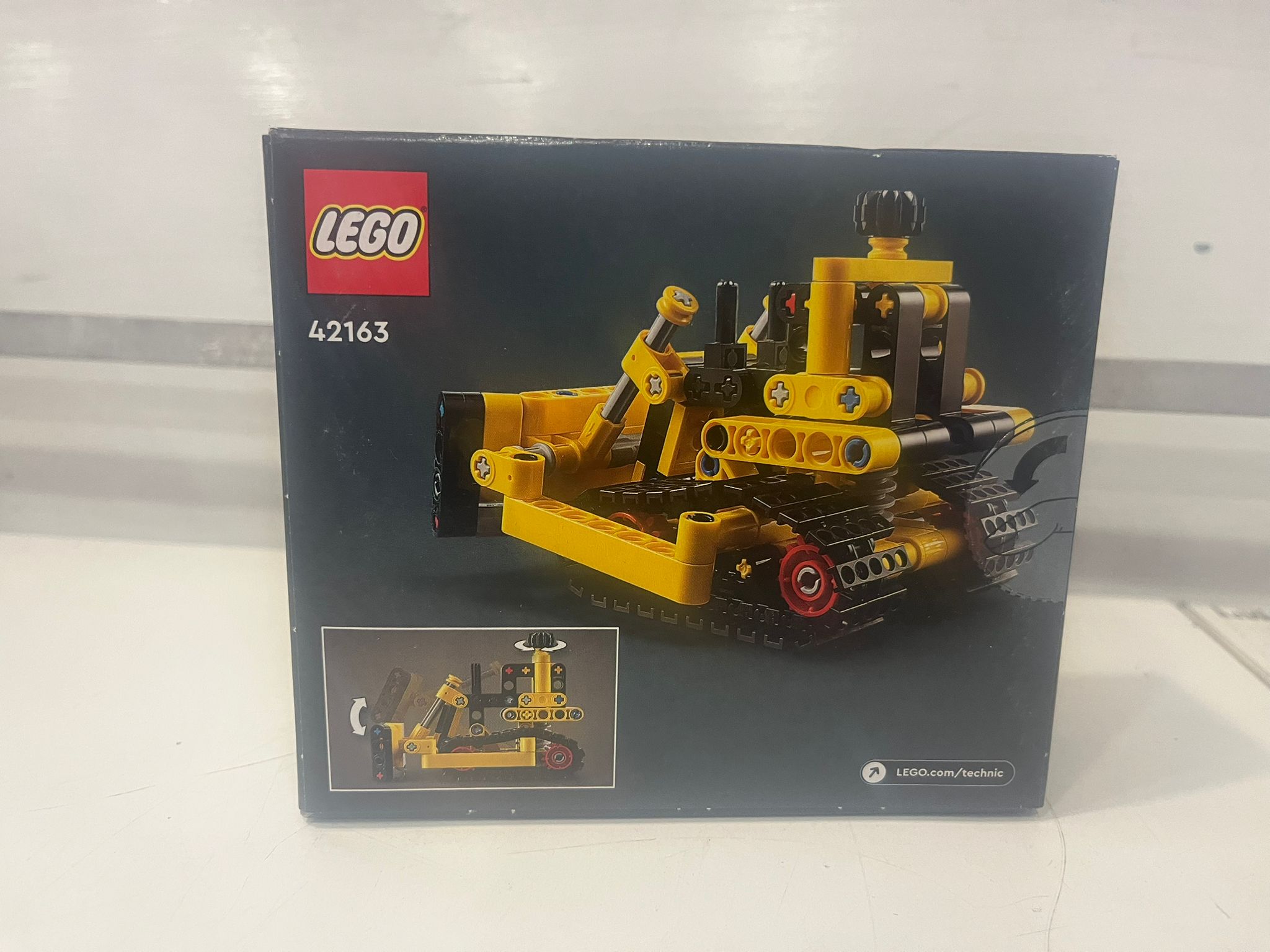 LEGO Technic Bulldozer