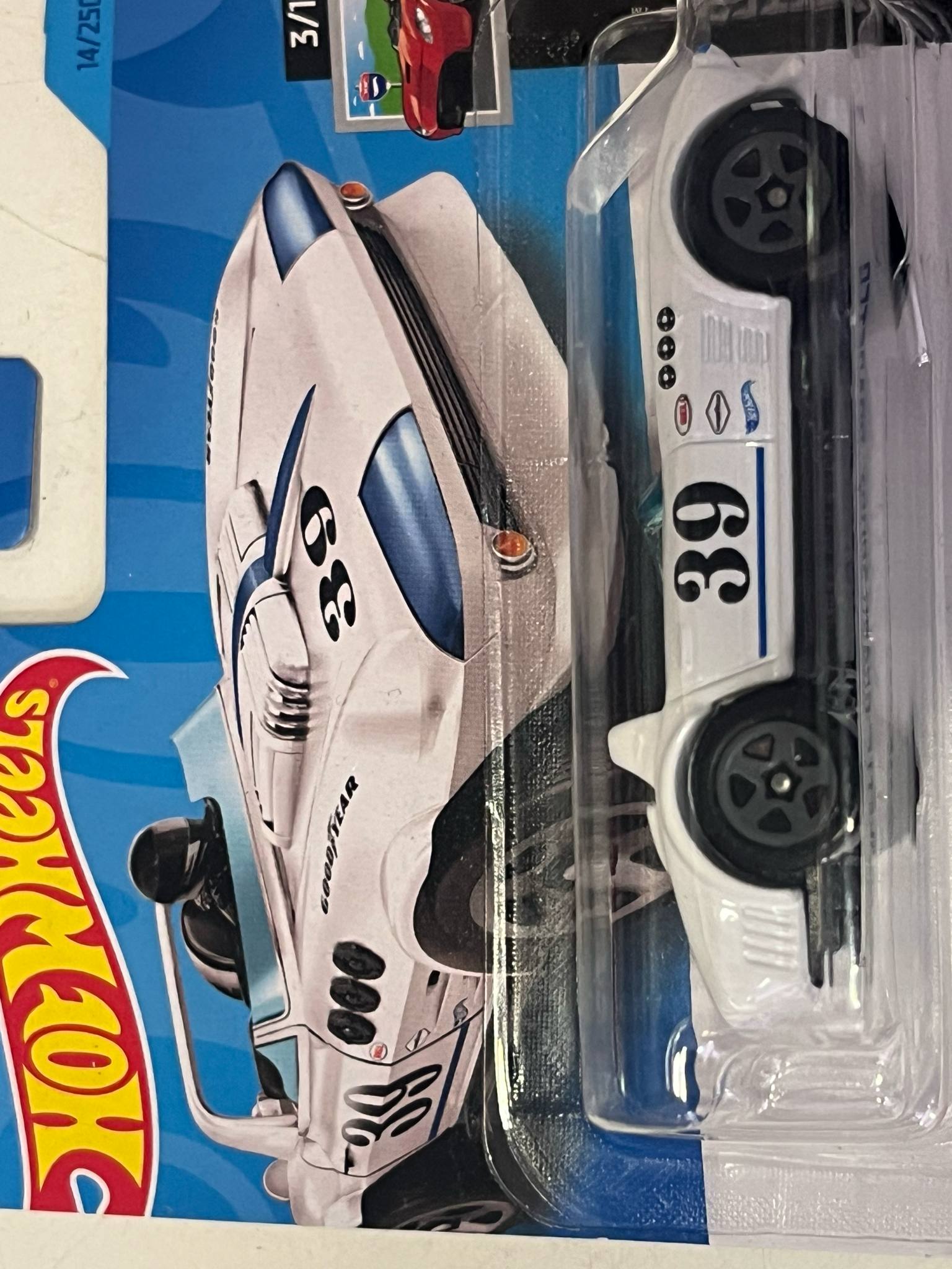 Hot Wheels White Race Car #39