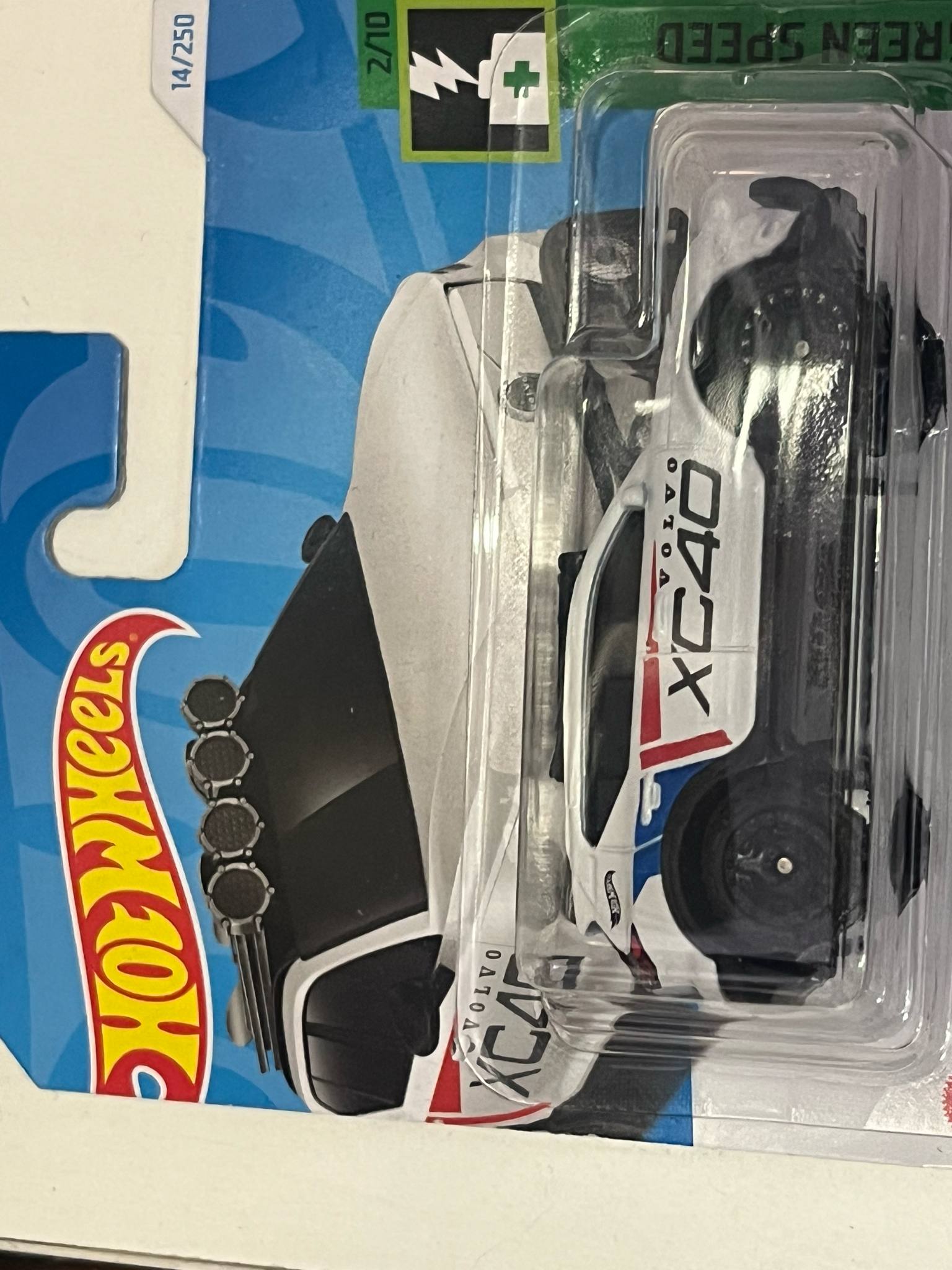 Hot Wheels XC40