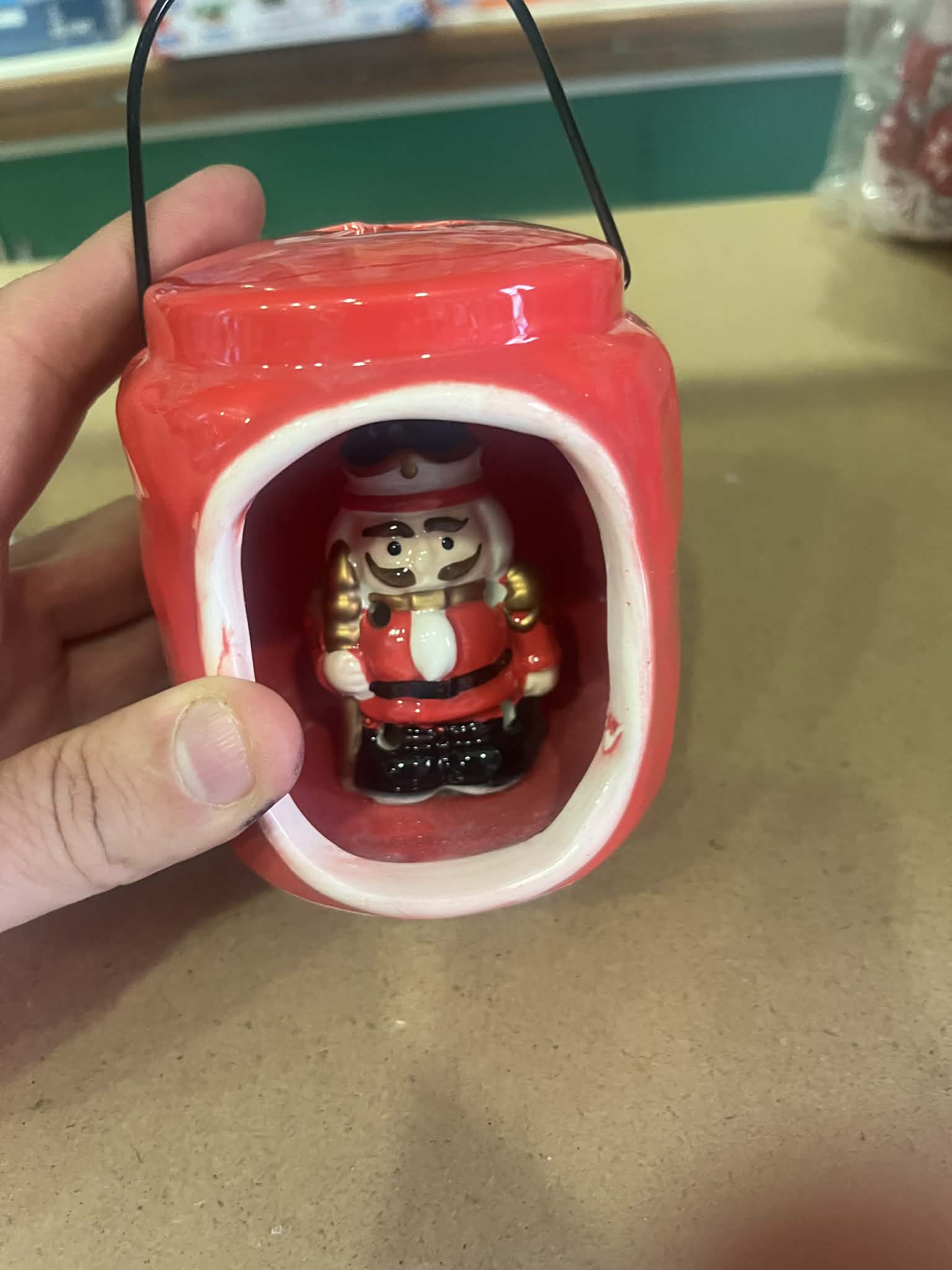 Lanterna Schiaccianoci in ceramica