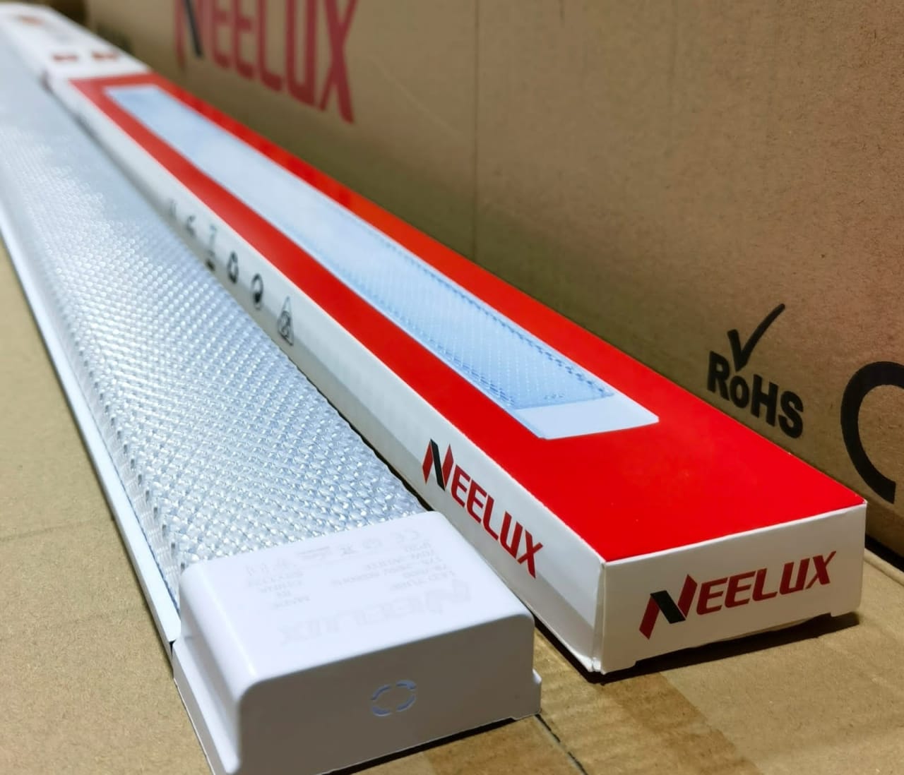 Neelux LED Light