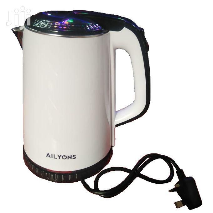 Lyons Cordless Electric Kettle 1.8 Litres