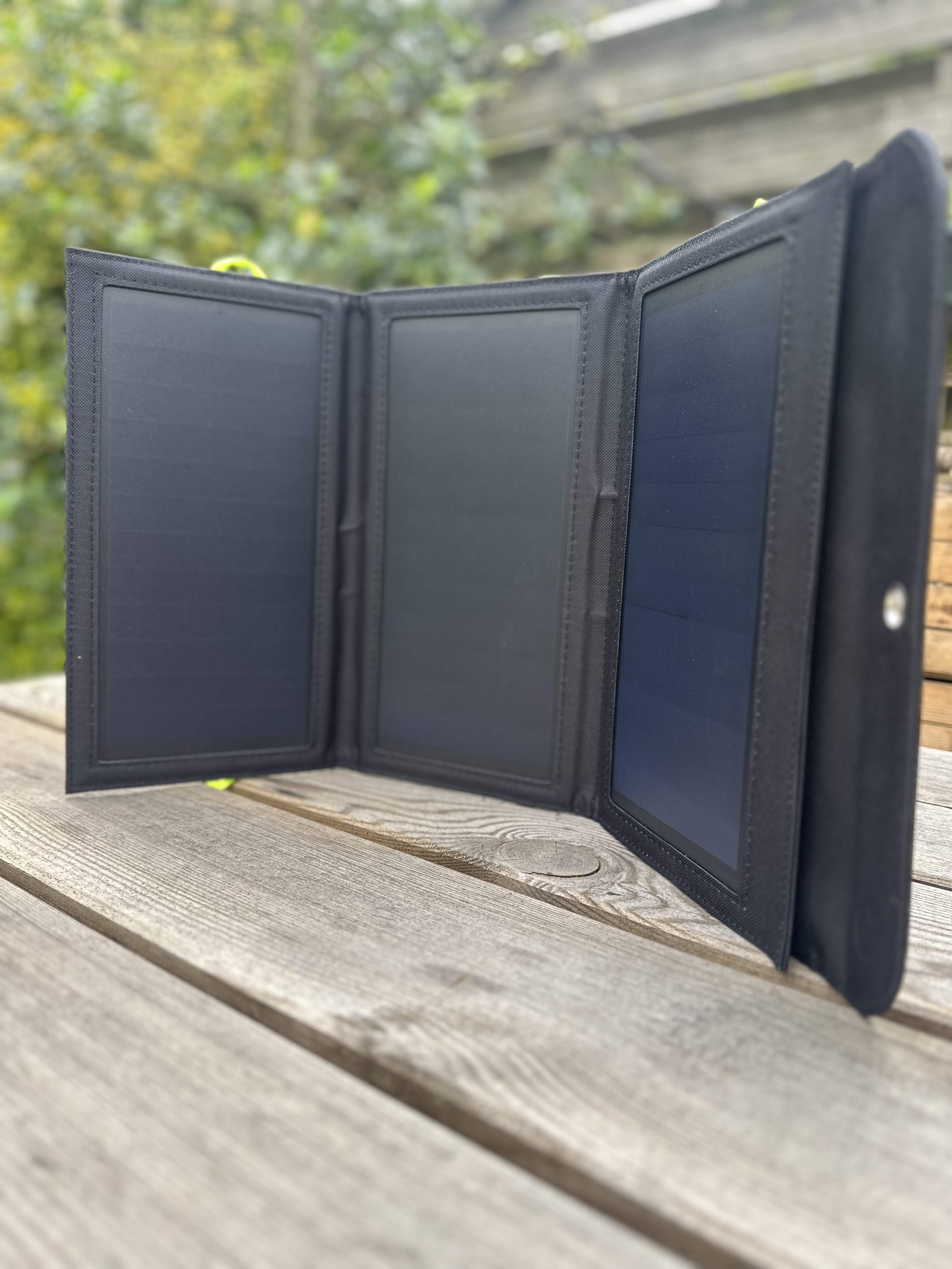 Draagbaar zonnepanneel + Powerbank Basic Nature