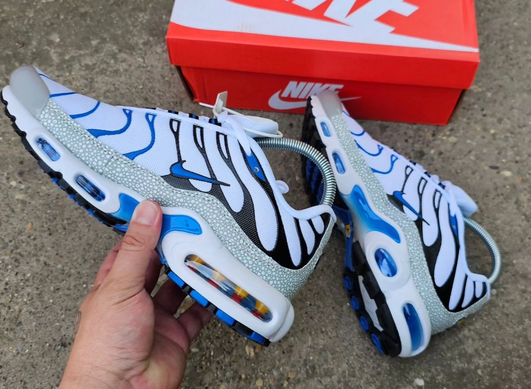 Nike Air TN Sneakers