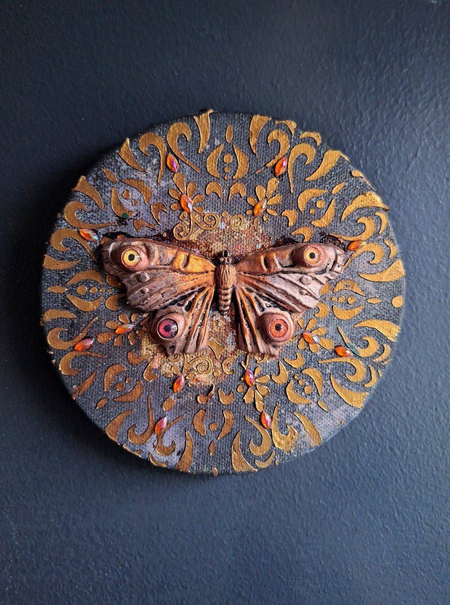 Watchful Butterfly Wall Canvas