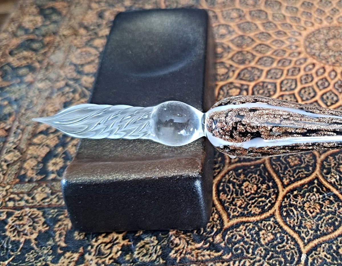 Vintage Glass Dip Pen - Gold Dust