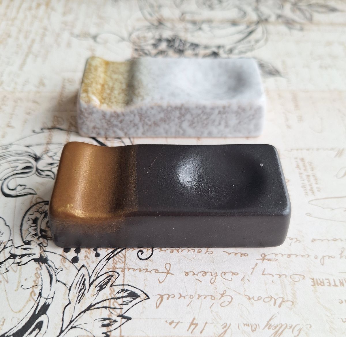 Japanese Ceramic Glass Pen Rest