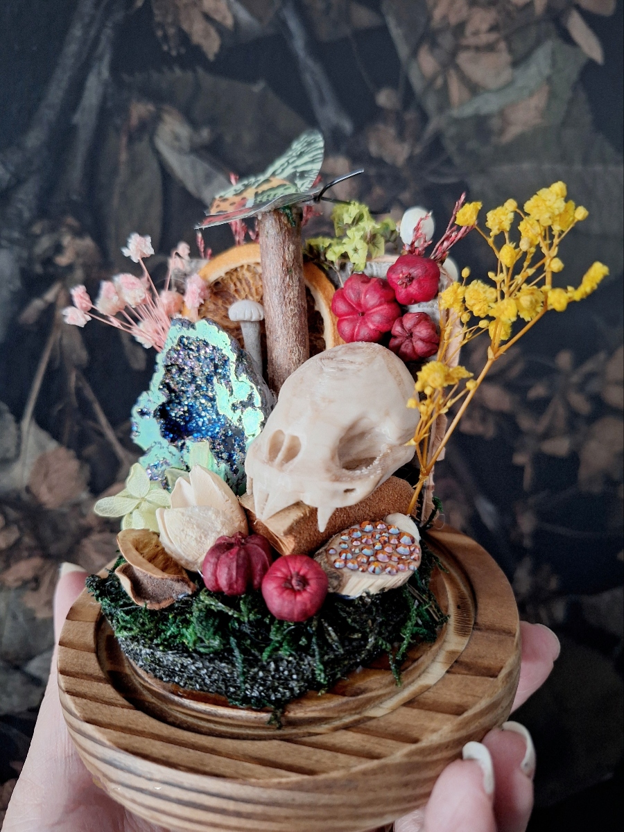 Echoes of Nature Cloche