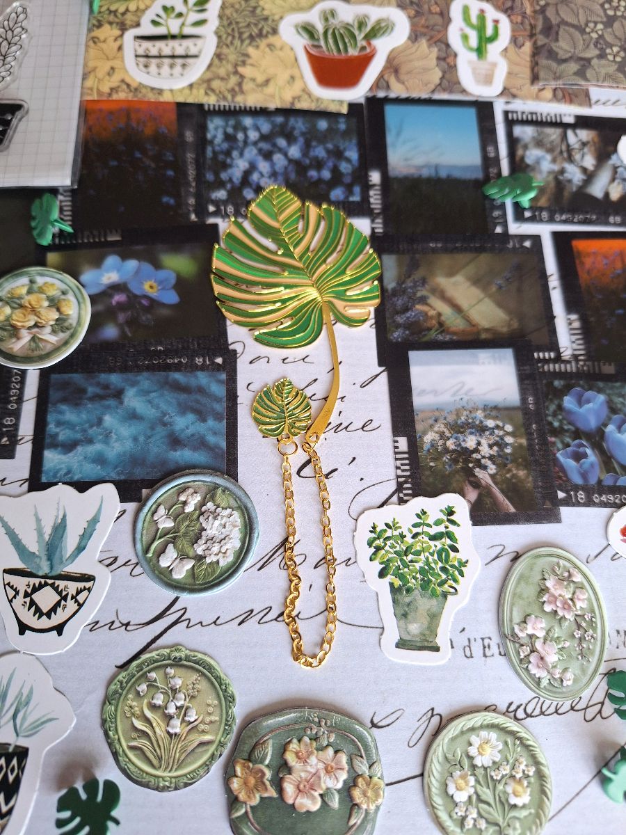 Botanical-themed Journal Scrapbooking Set
