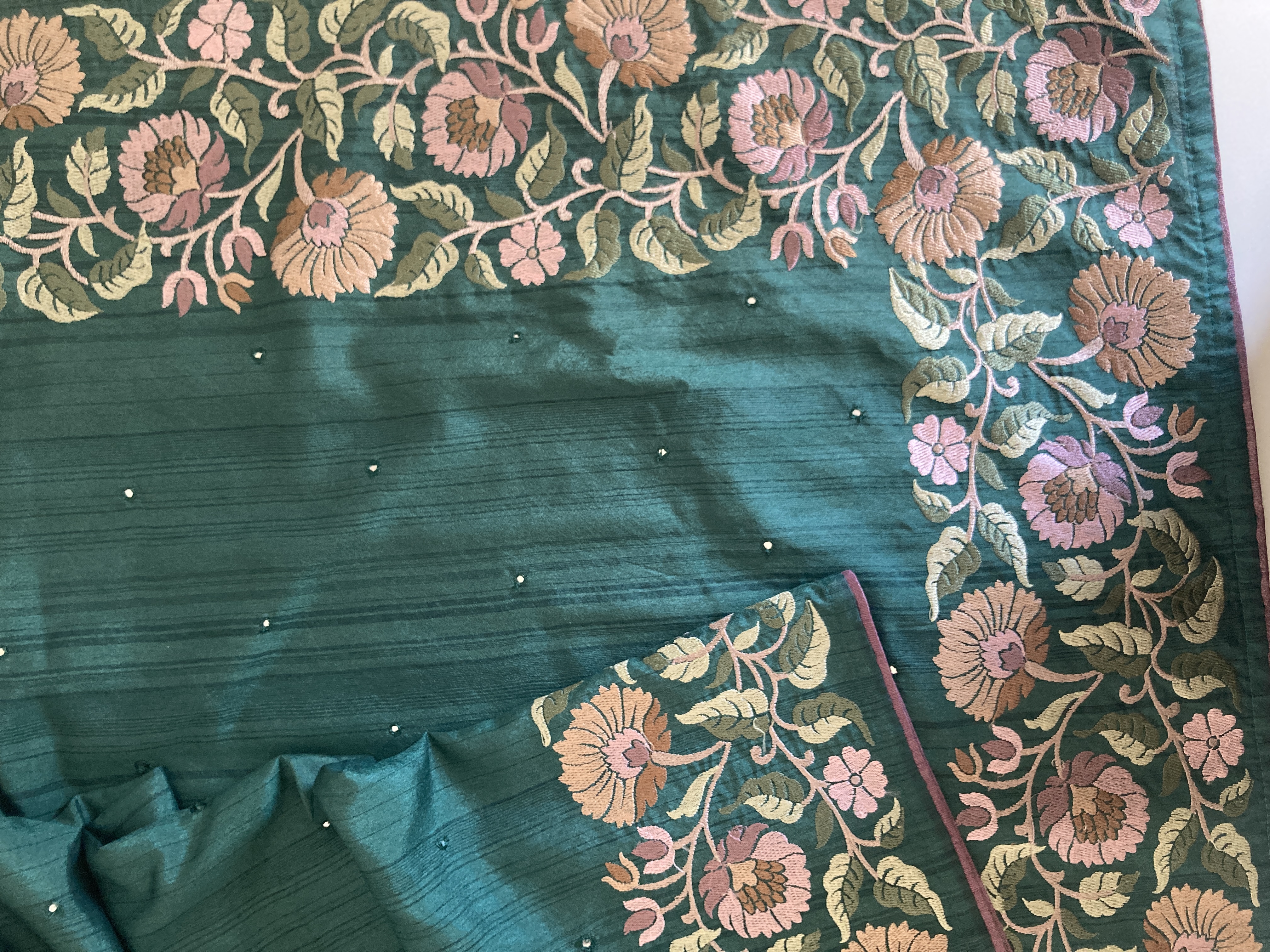 Rama Green Semi Tussar Floral Embroidery Saree