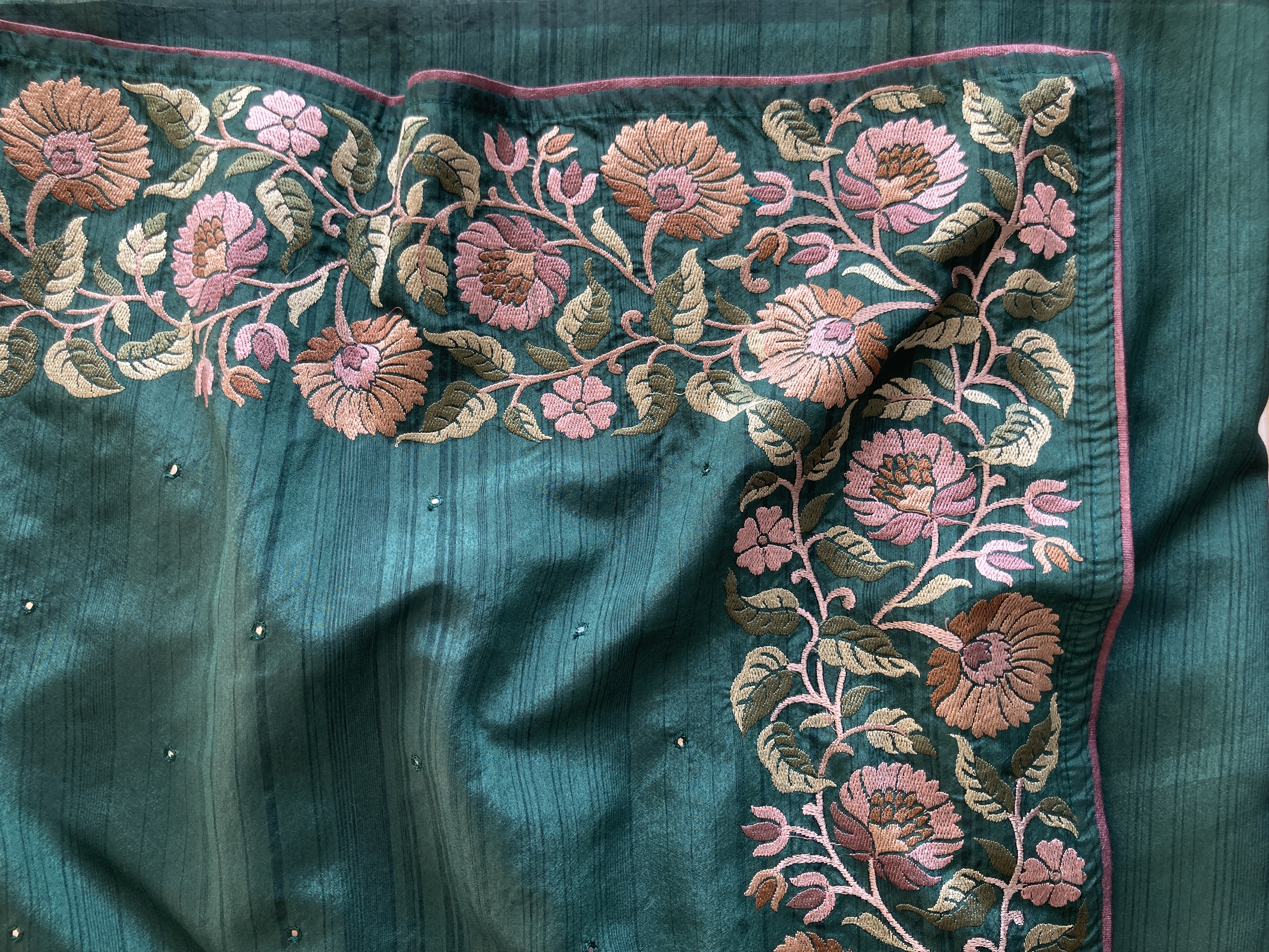 Rama Green Semi Tussar Floral Embroidery Saree