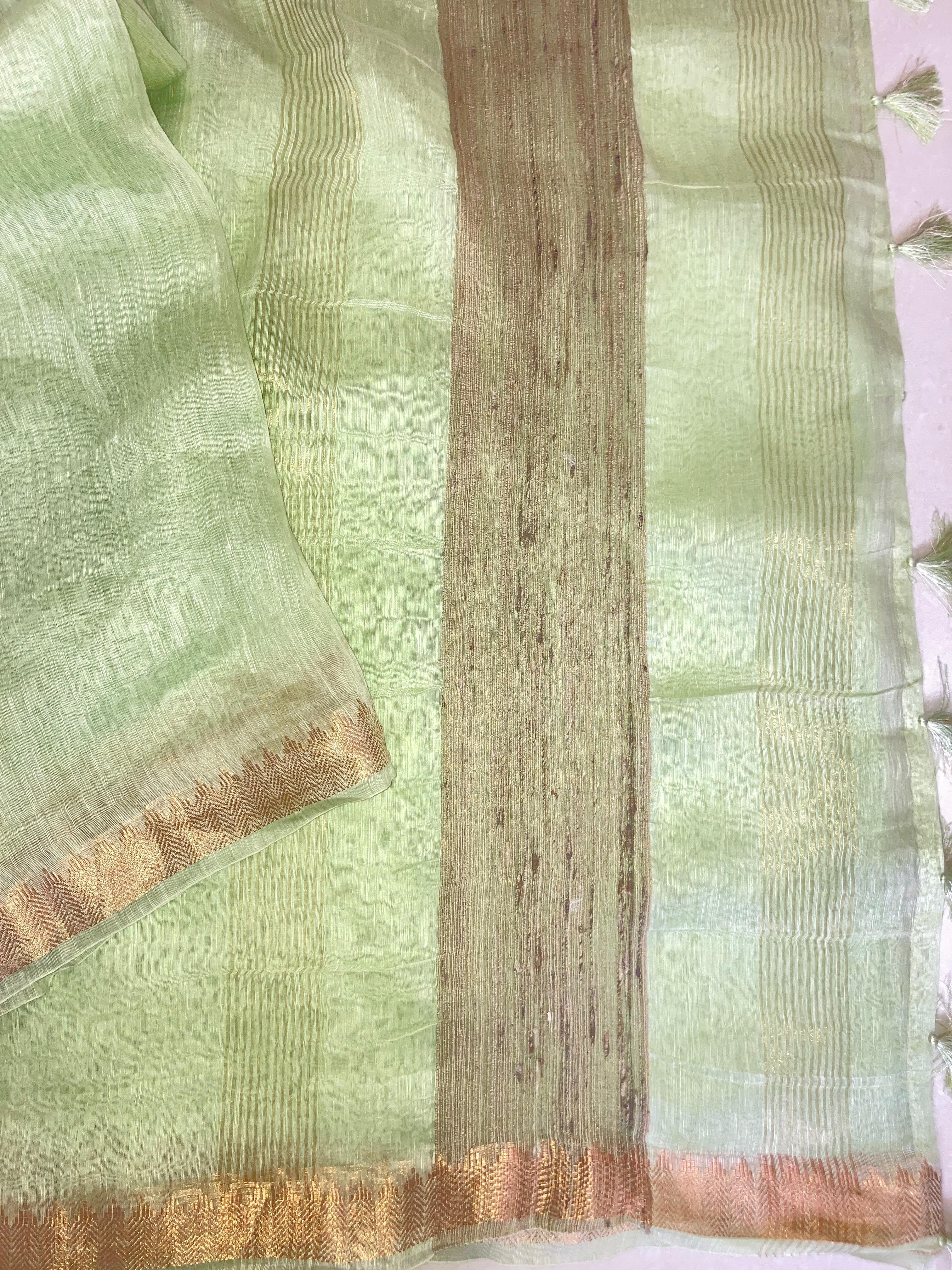 Pistachio Green Pure Linen Handloom Saree