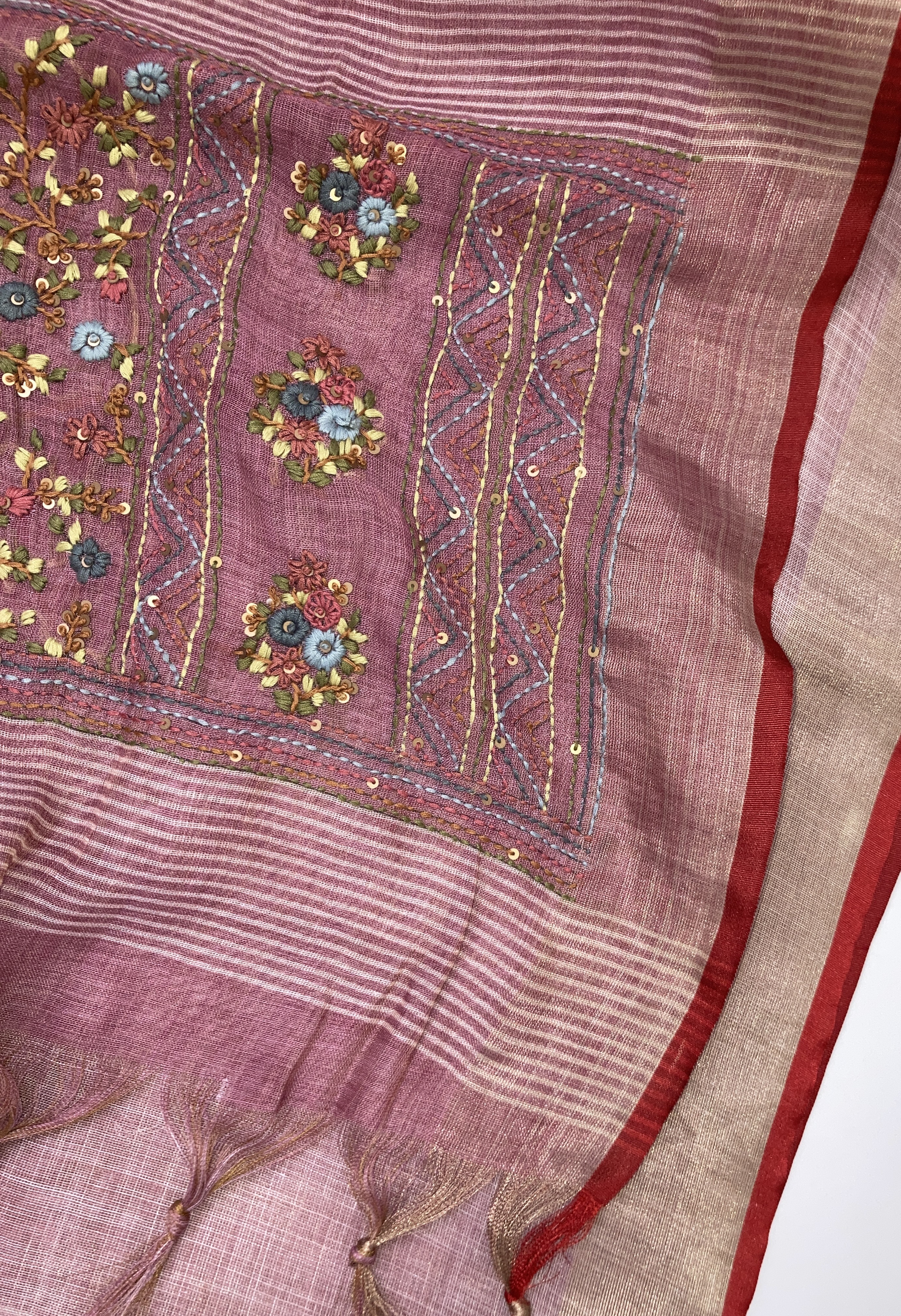 Tie-Dye Pink Tissue Linen Hand Embroidered Saree