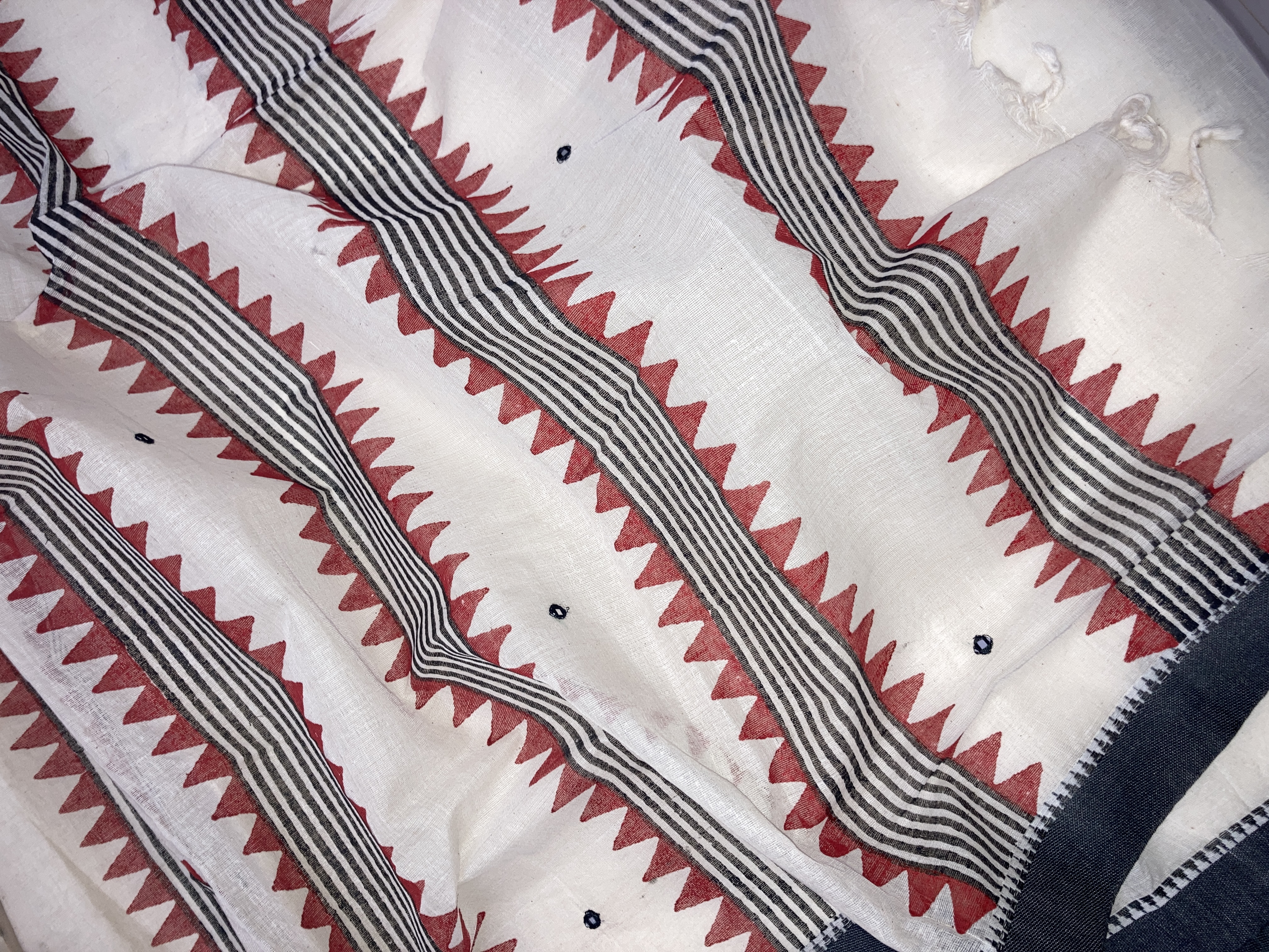 Black & White Dhaniakhali Handblock Print Saree