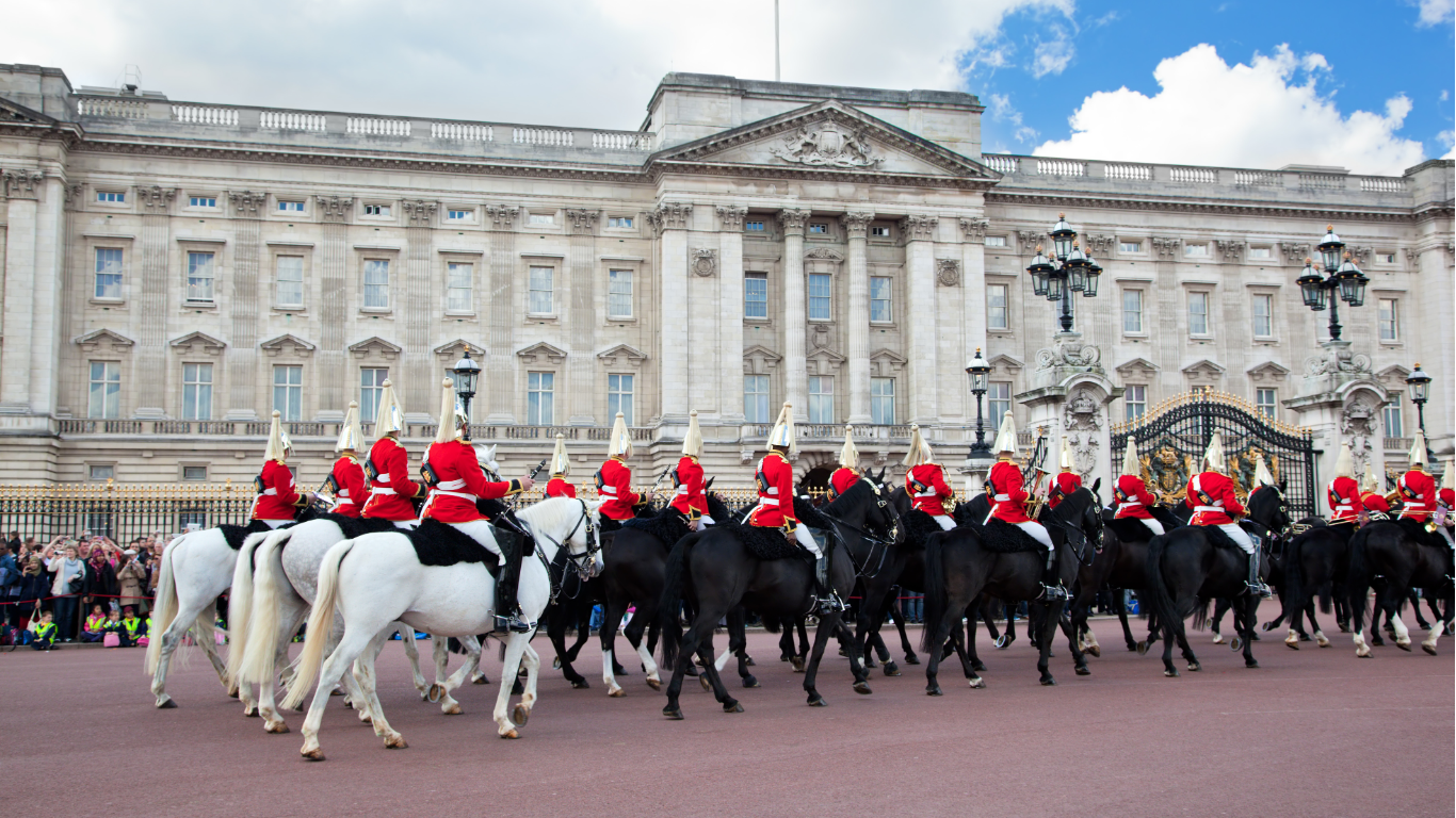 ✈️ LONDRES INESQUECÍVEL – 4 Dias de Cultura, História e Diversão!