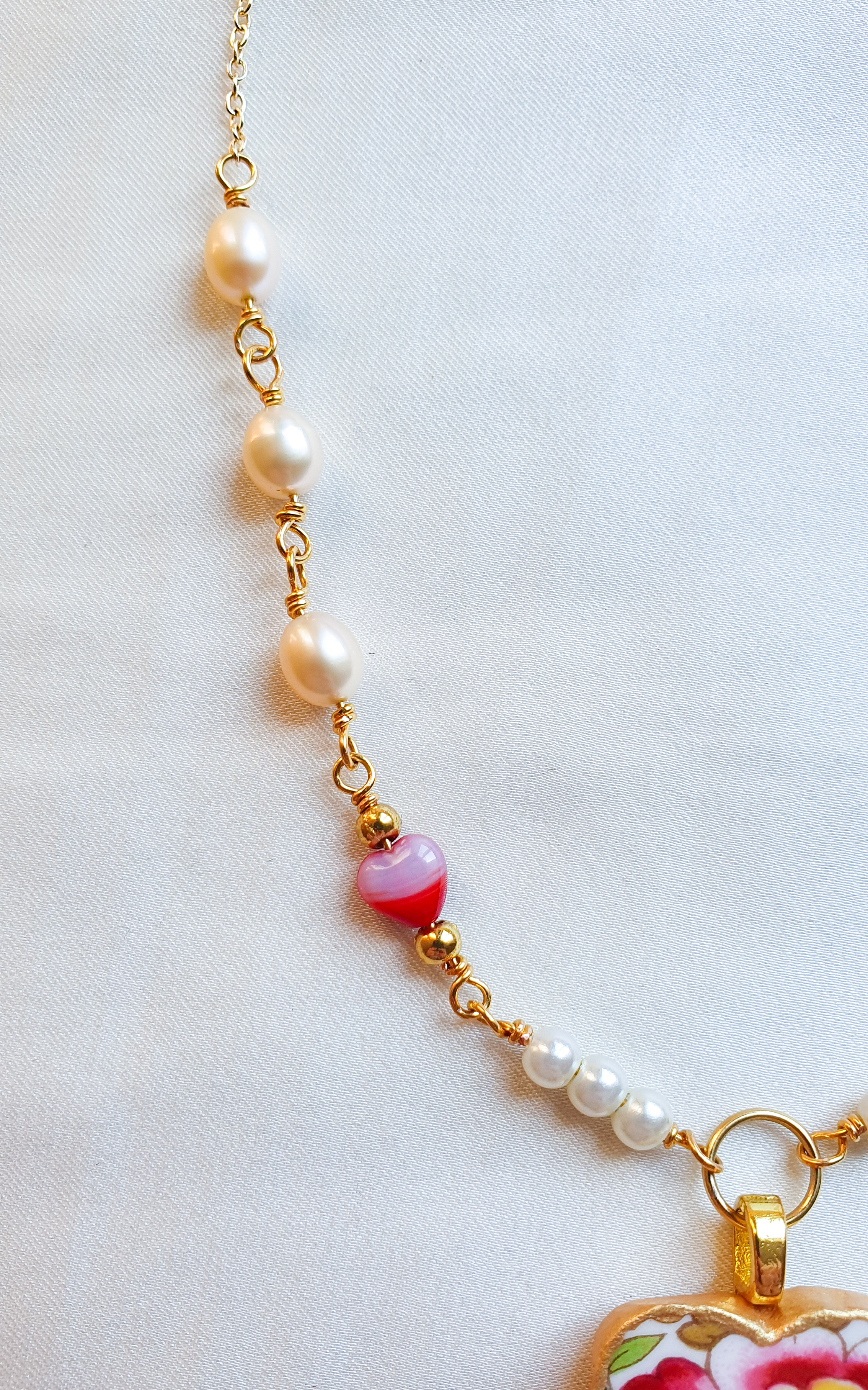 Peony vintage porcelain gold heart necklace