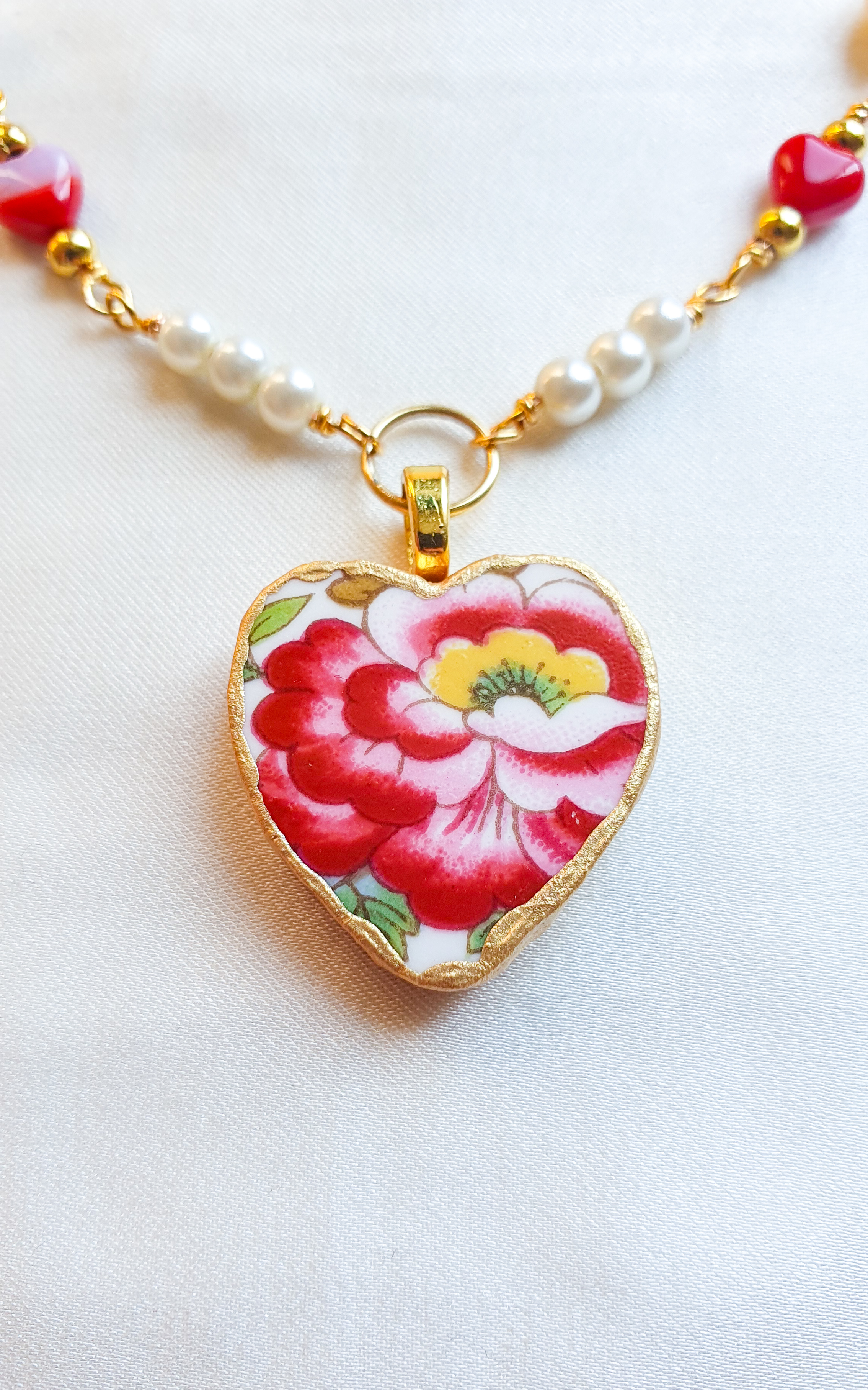 Peony vintage porcelain gold heart necklace