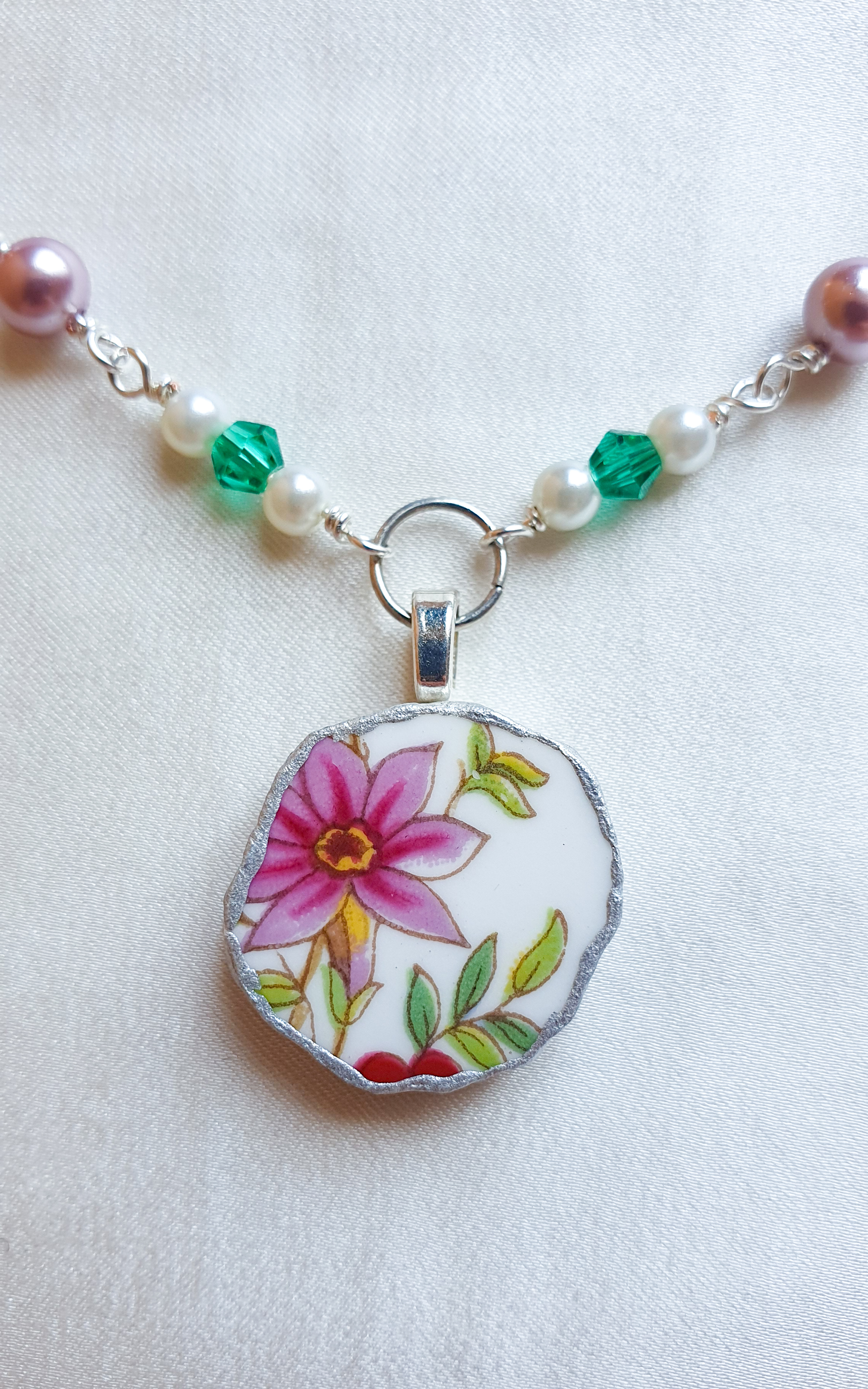 Clematis silver vintage porcelain pearl necklace 
