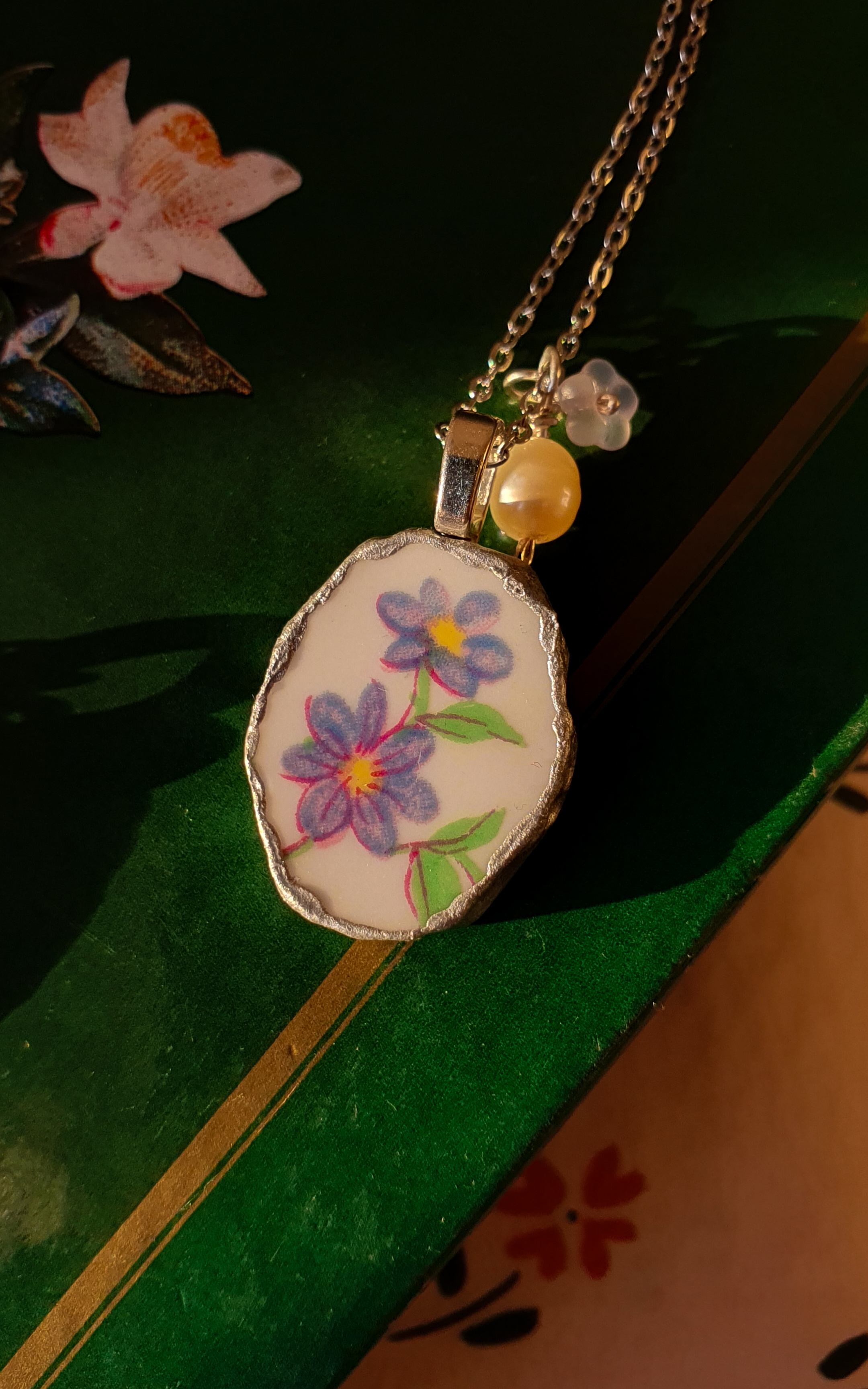 Forget-me-not vintage porcelain silver necklace 