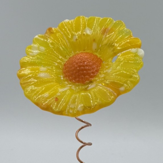 Fused Glass - 4" Whimsy Flower F025