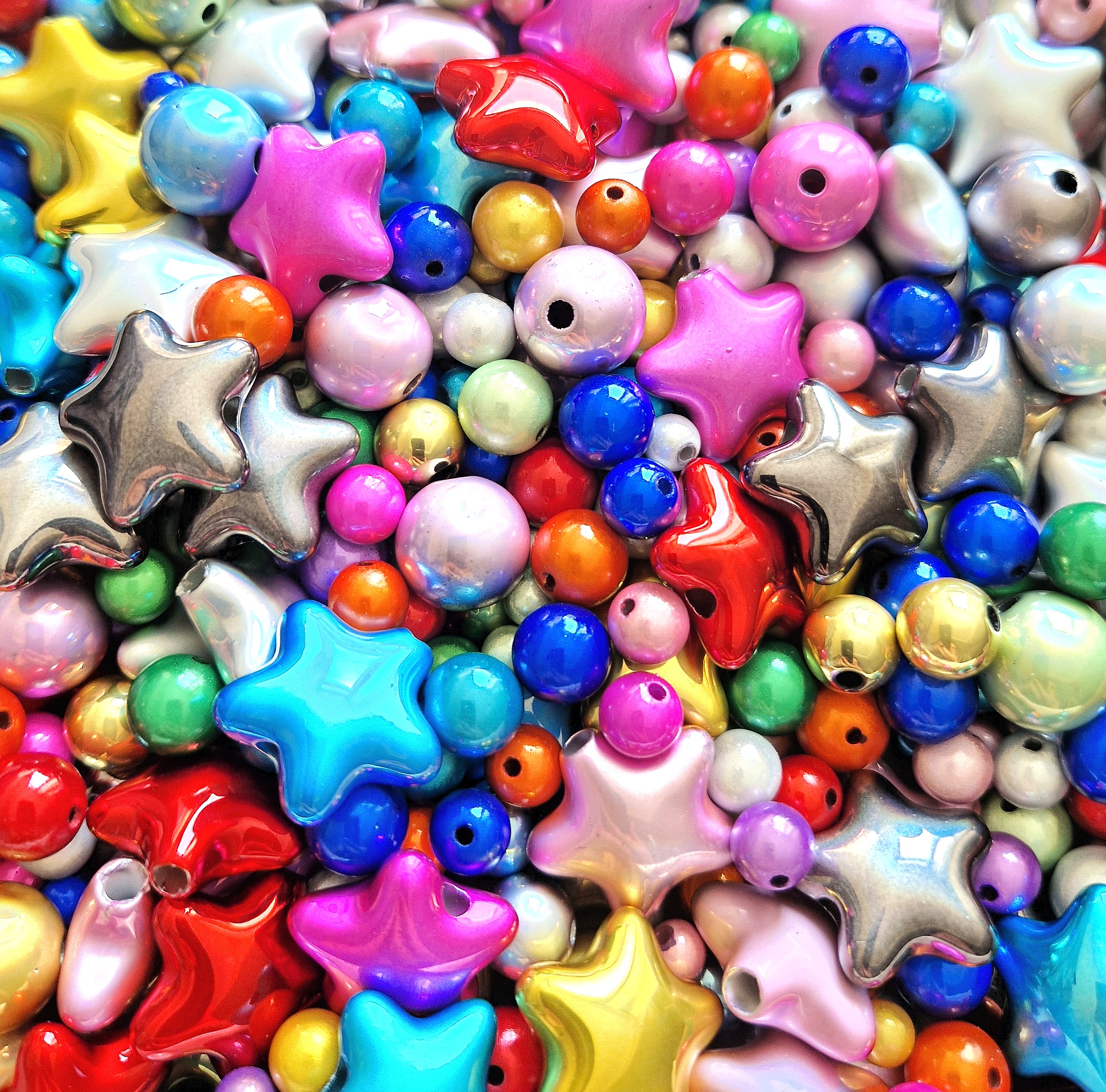Assorted Colorful Beads Set
