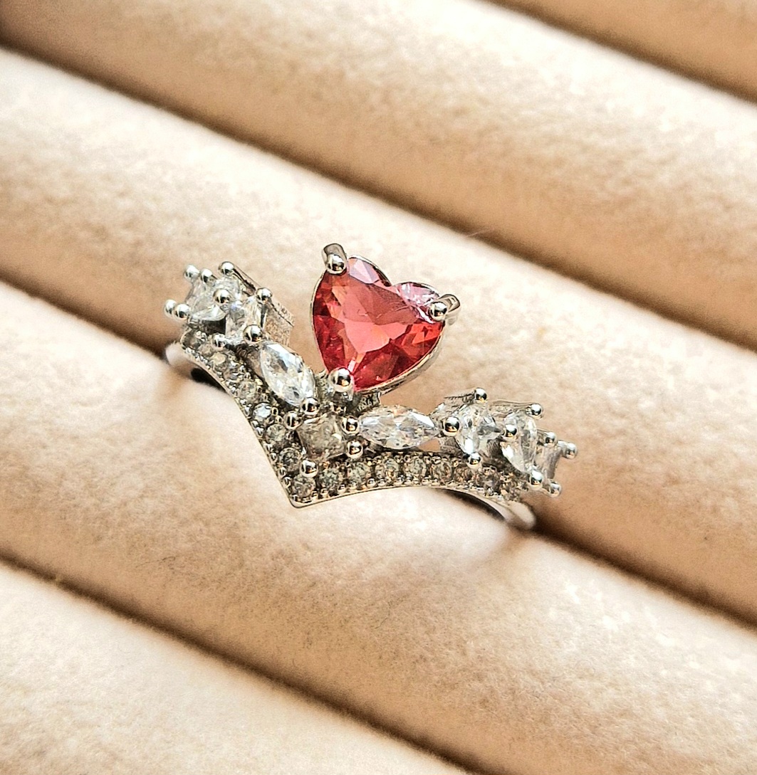 Heart Crown Ring
