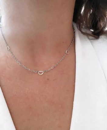 Choker Mini Corações