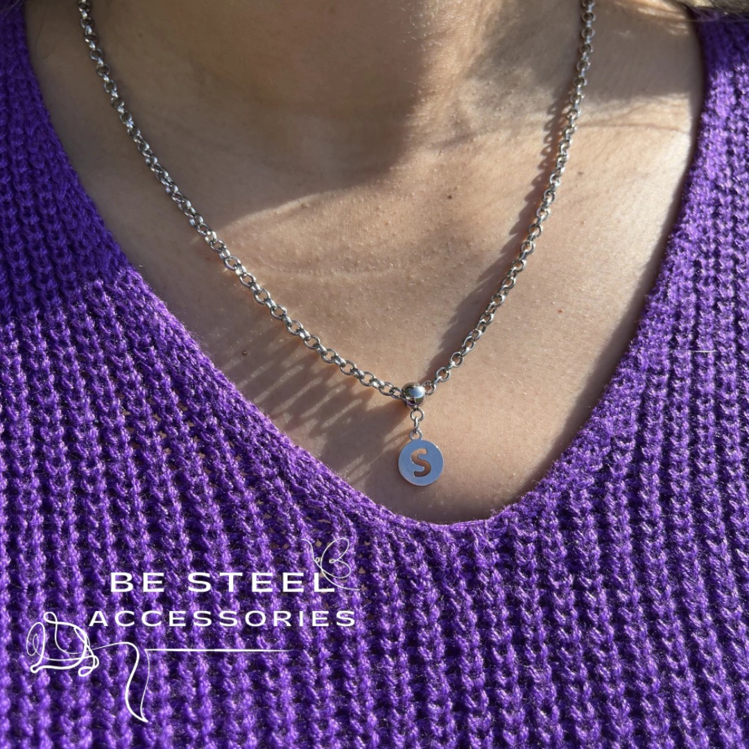 Colar Elo Português Letra Pequena