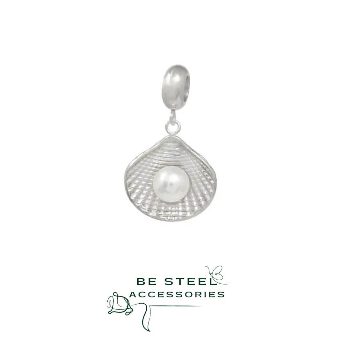 Berloque Concha com Pérola