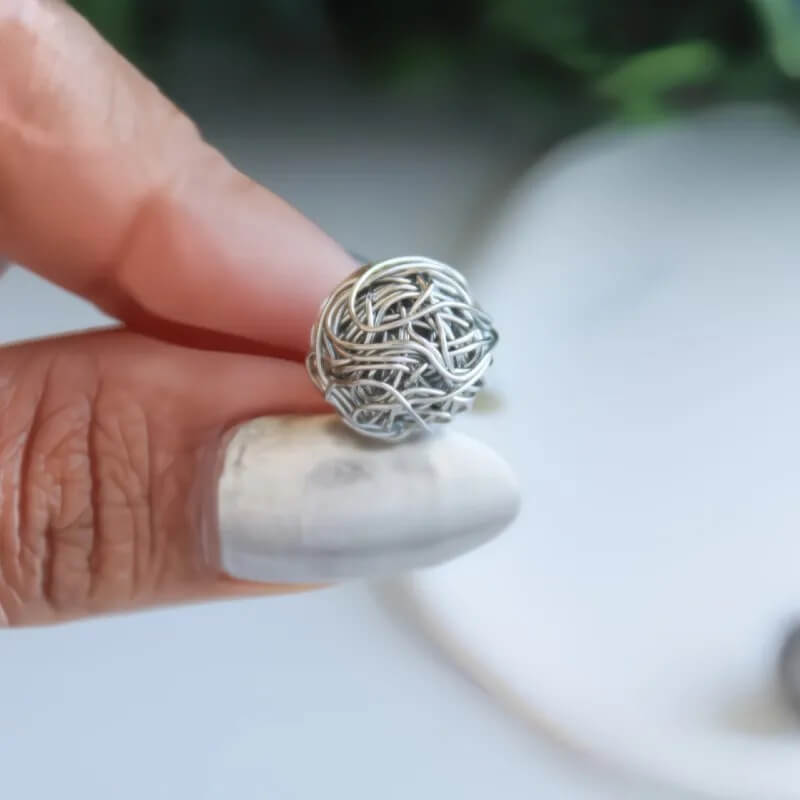 Brinco Fios Trançados