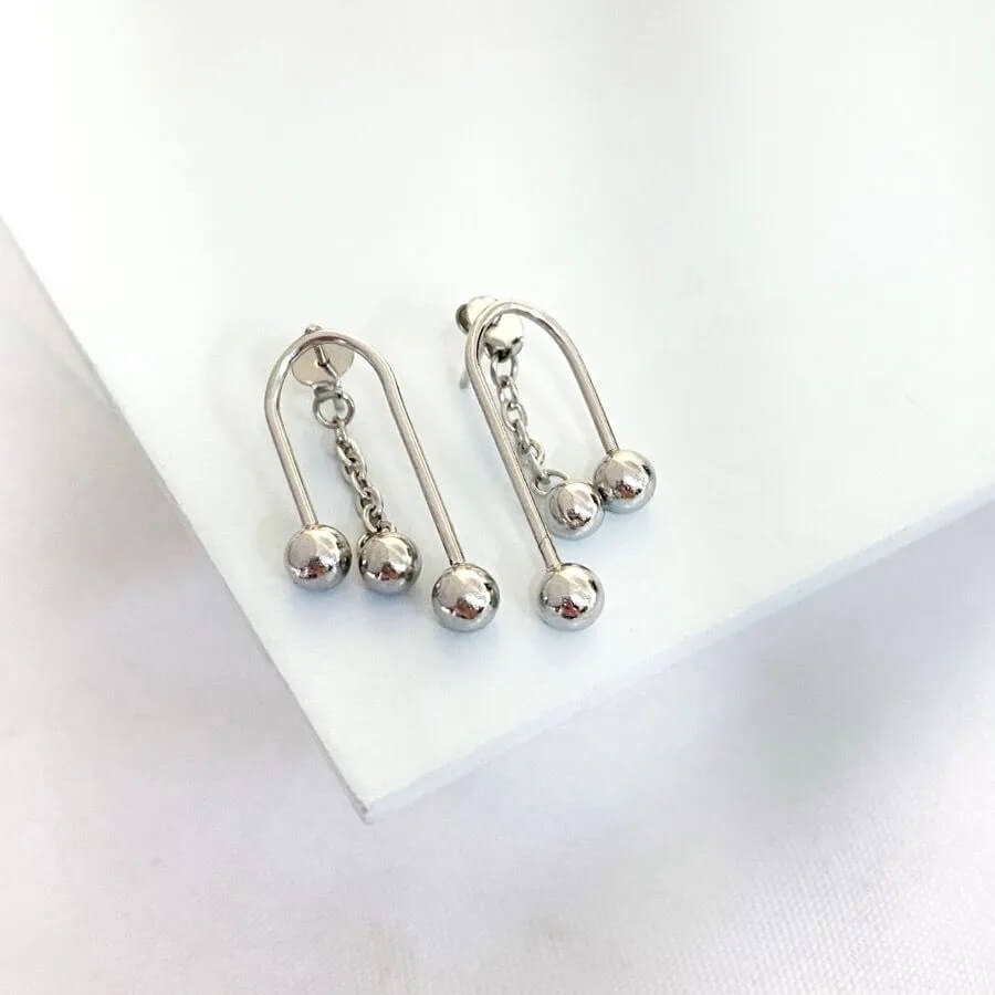 Brinco Arco com Esferas