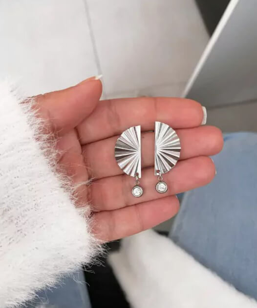 Brinco Leque Ponto de Luz