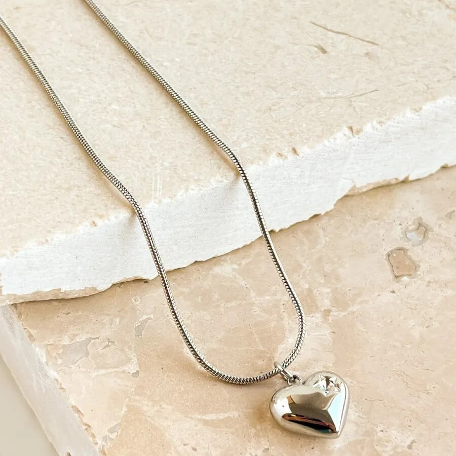 Colar Coração com Estrela