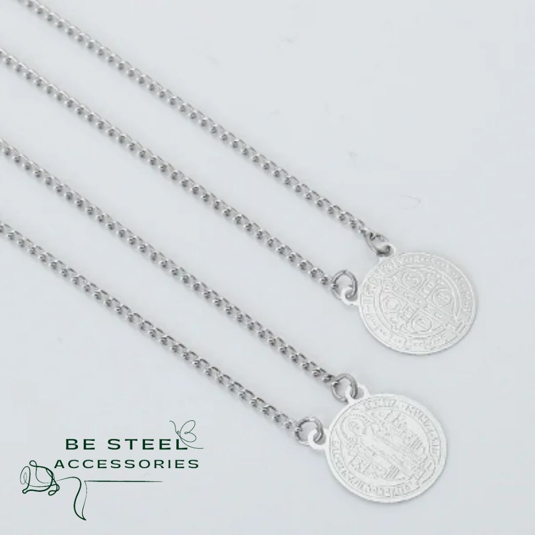 Escapulário São Bento