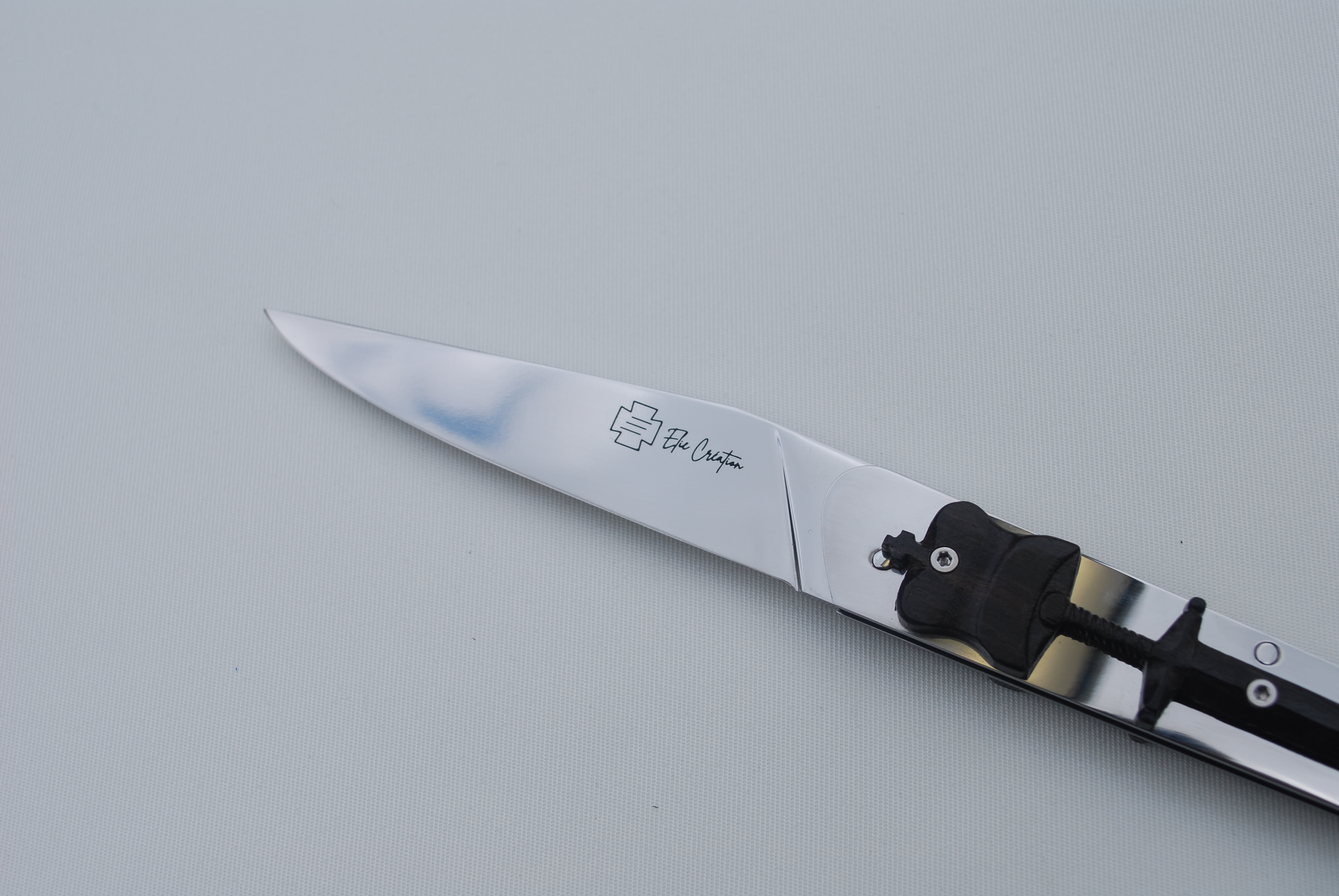 pompadour "coup d'épée dans l'eau"