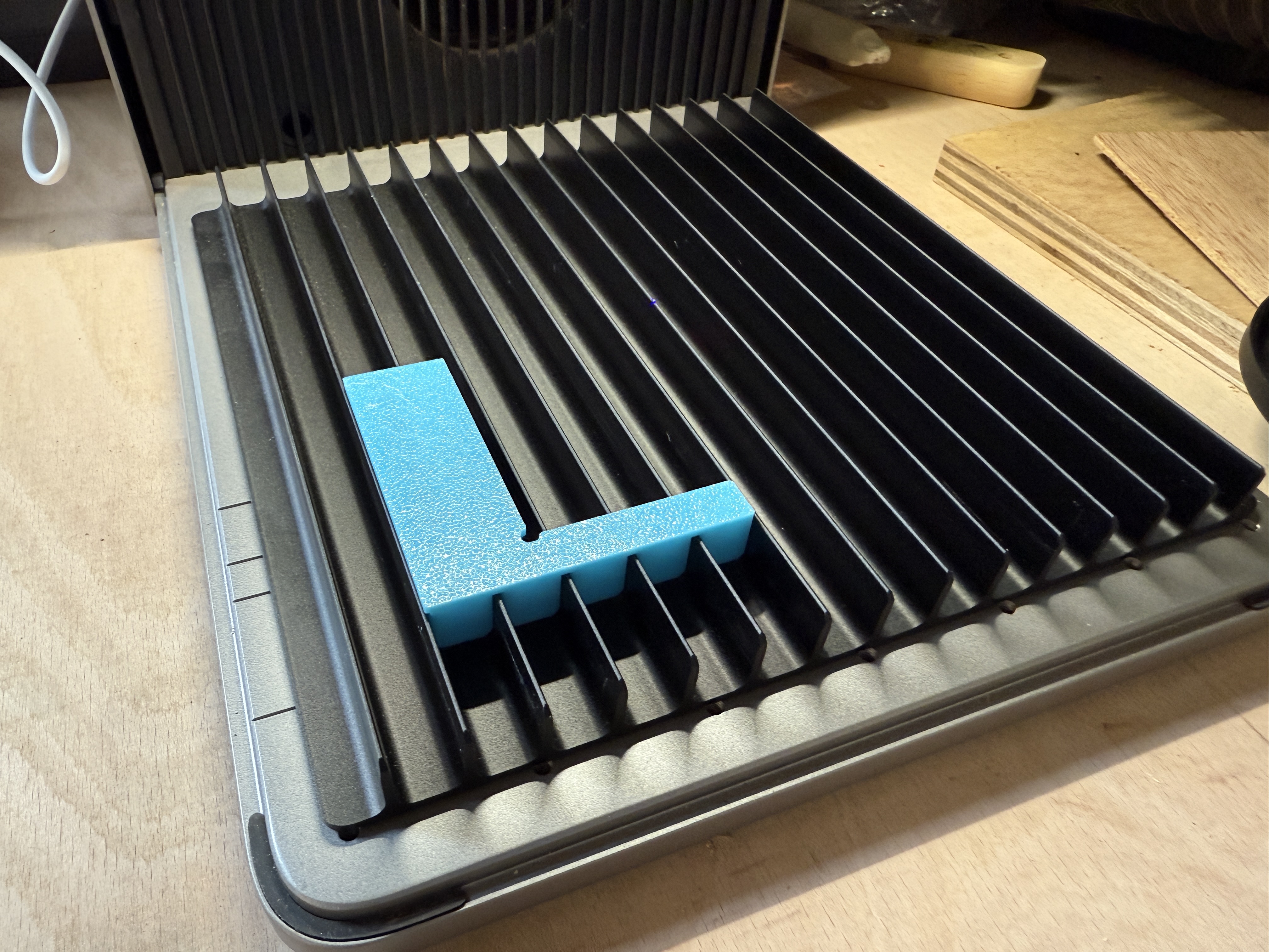 XTOOL F1 Ultra Cutting Panel Jig