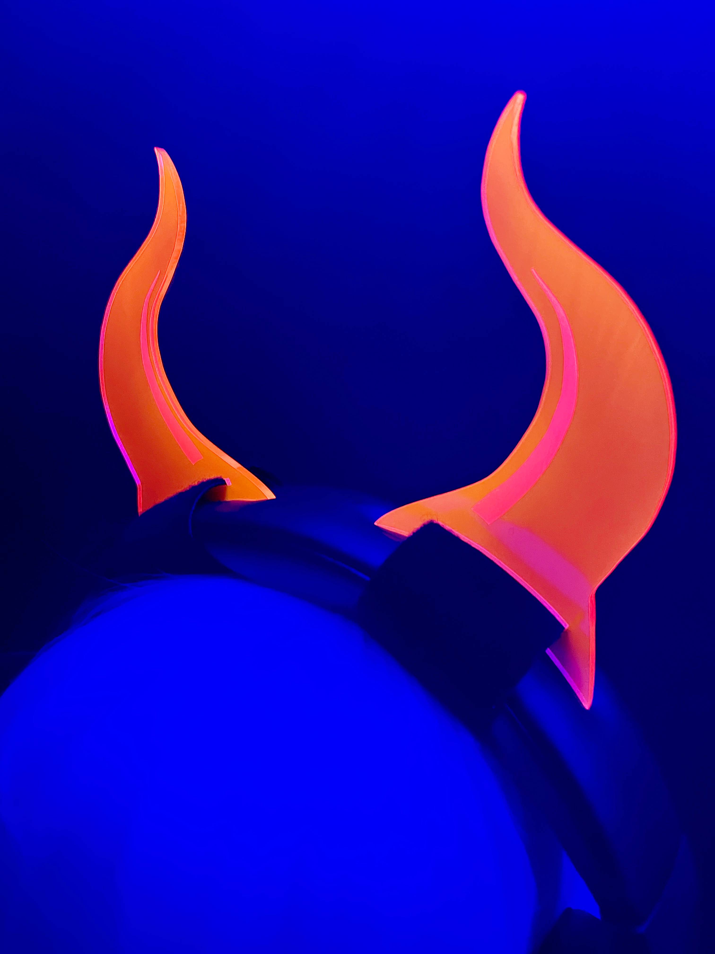 HEADPHONE DEVIL HORNS-LARGE