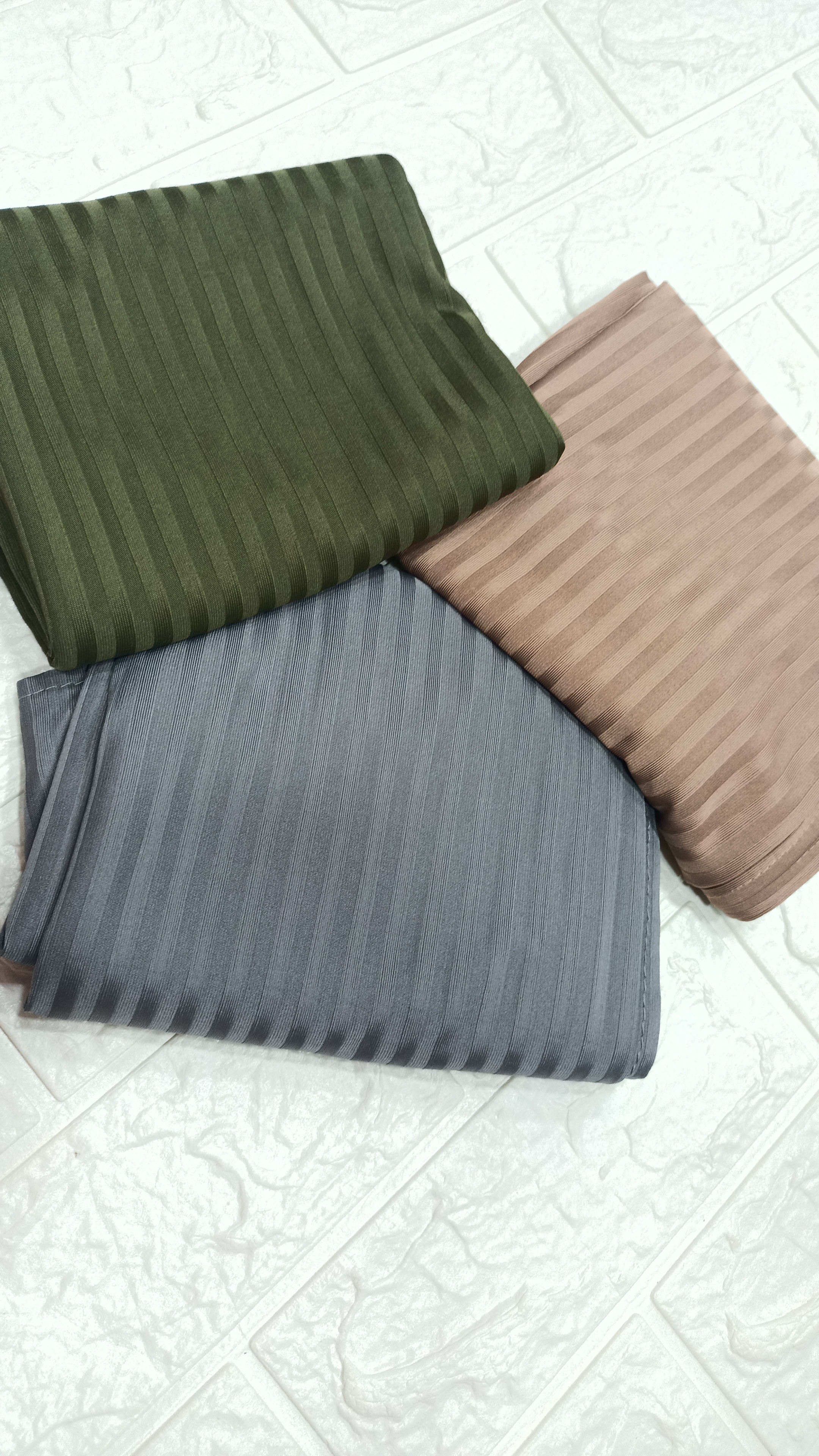 Striped jersey hijabs