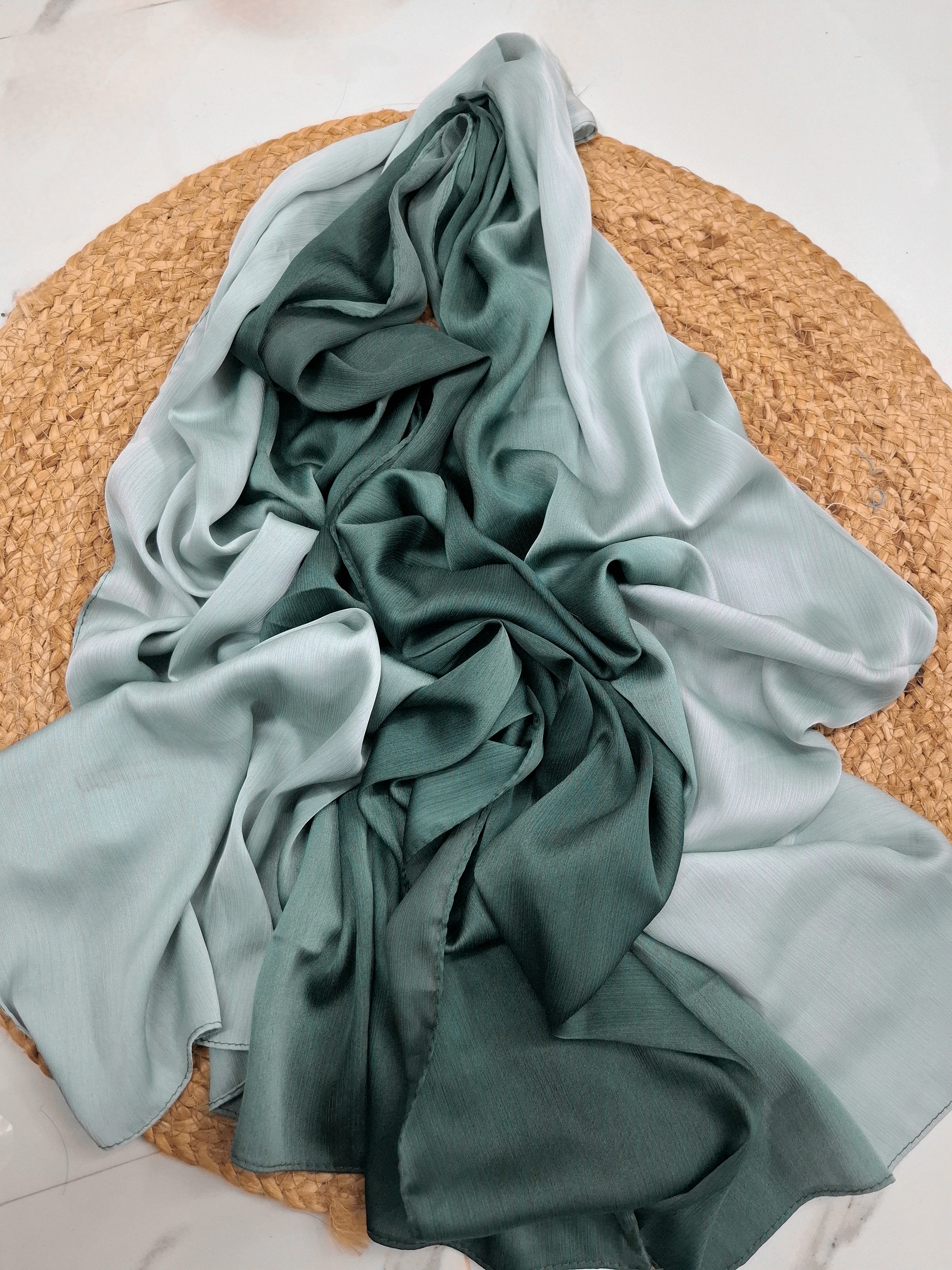 Ombre satin hijab