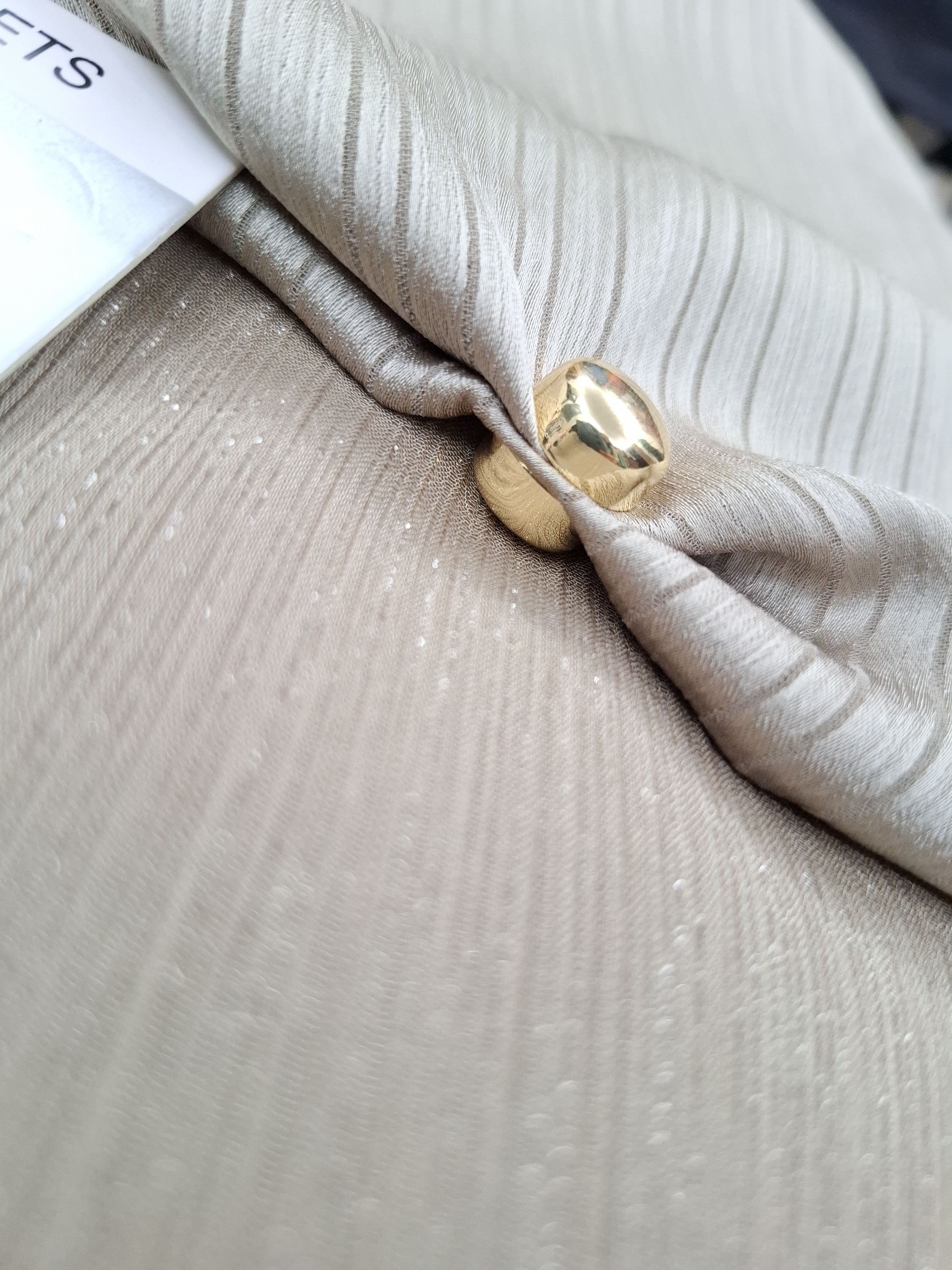 No-Snag Hijab Magnet (1 Pair)