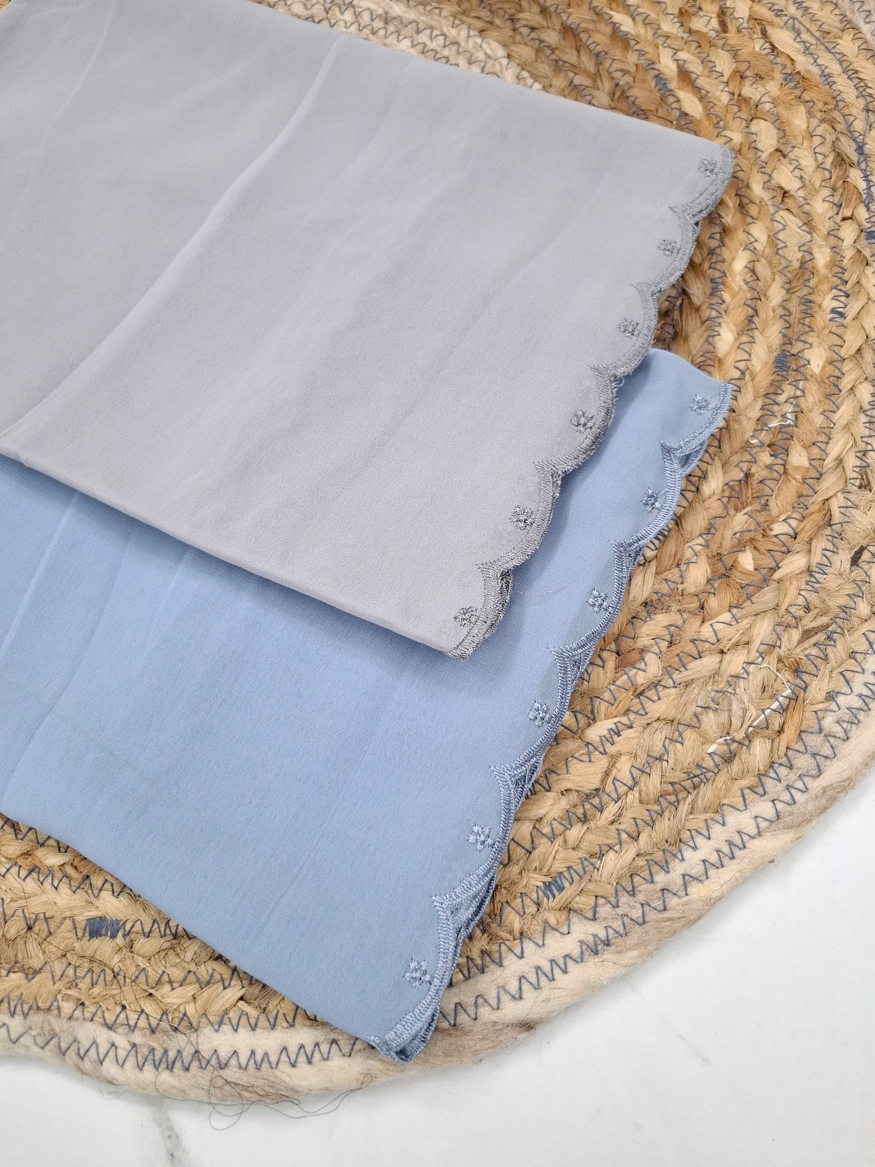 Embroidered Scallop Hijab