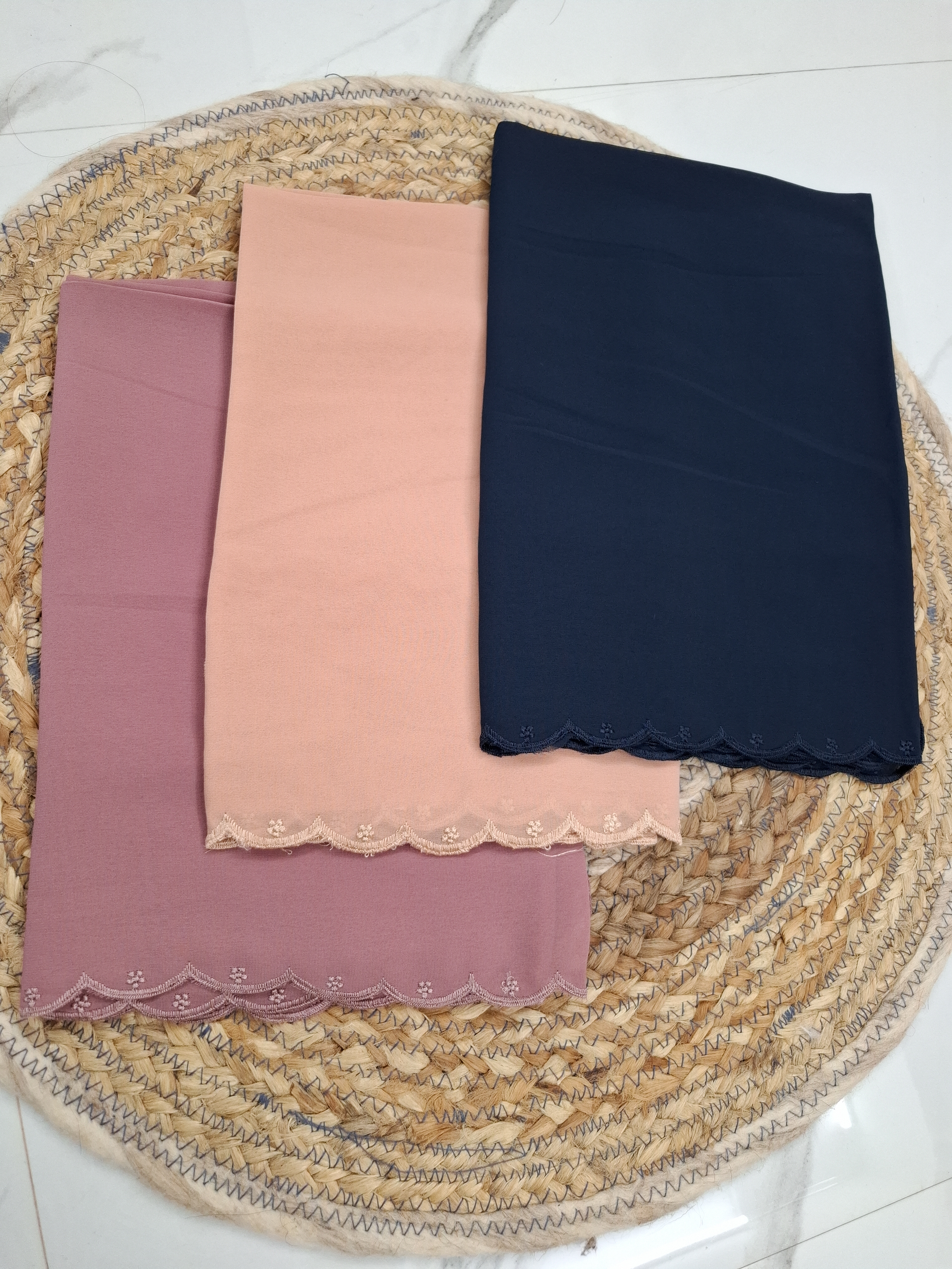 Embroidered Scallop Hijab