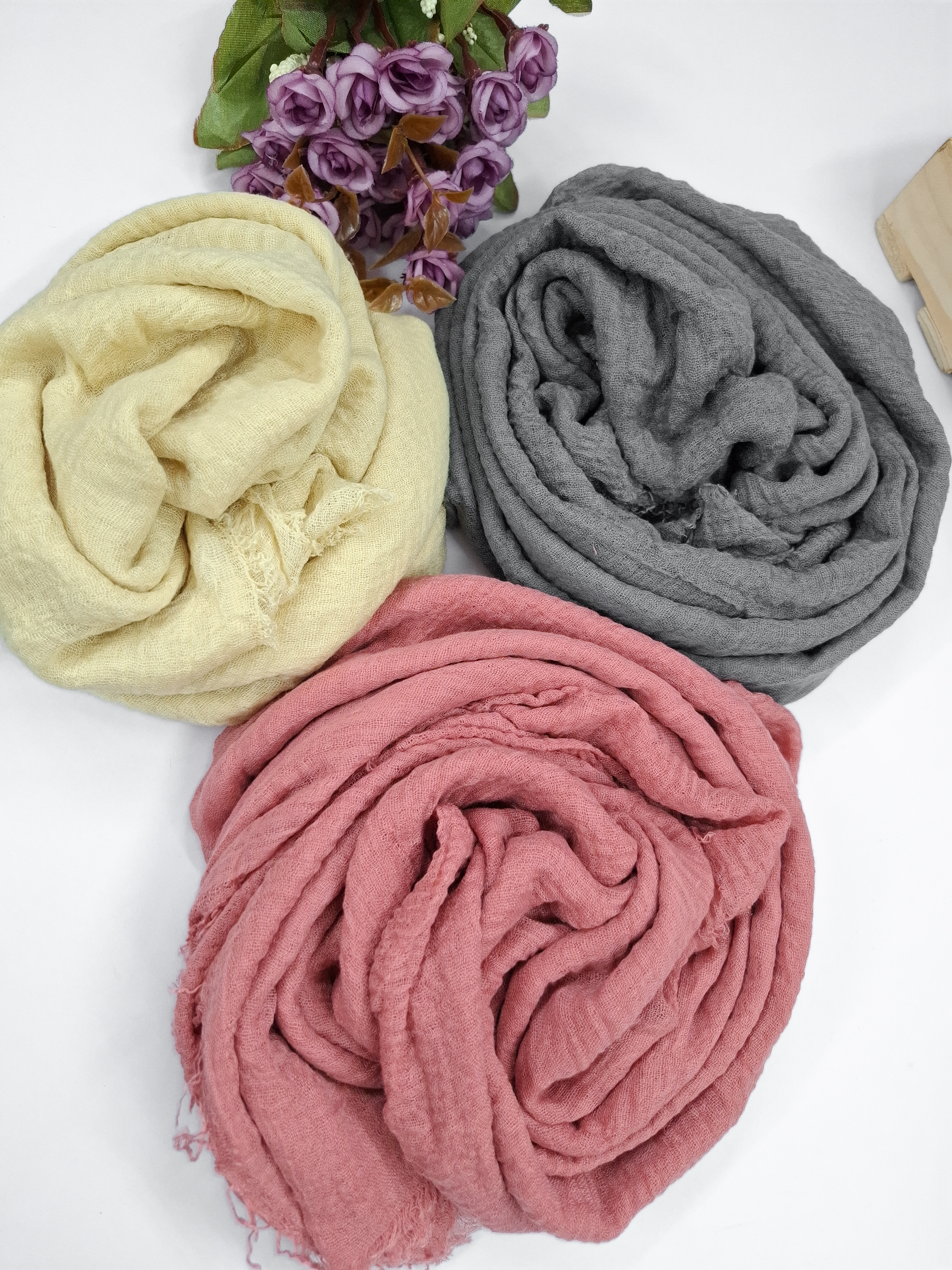 Crinkle cotton hijab 