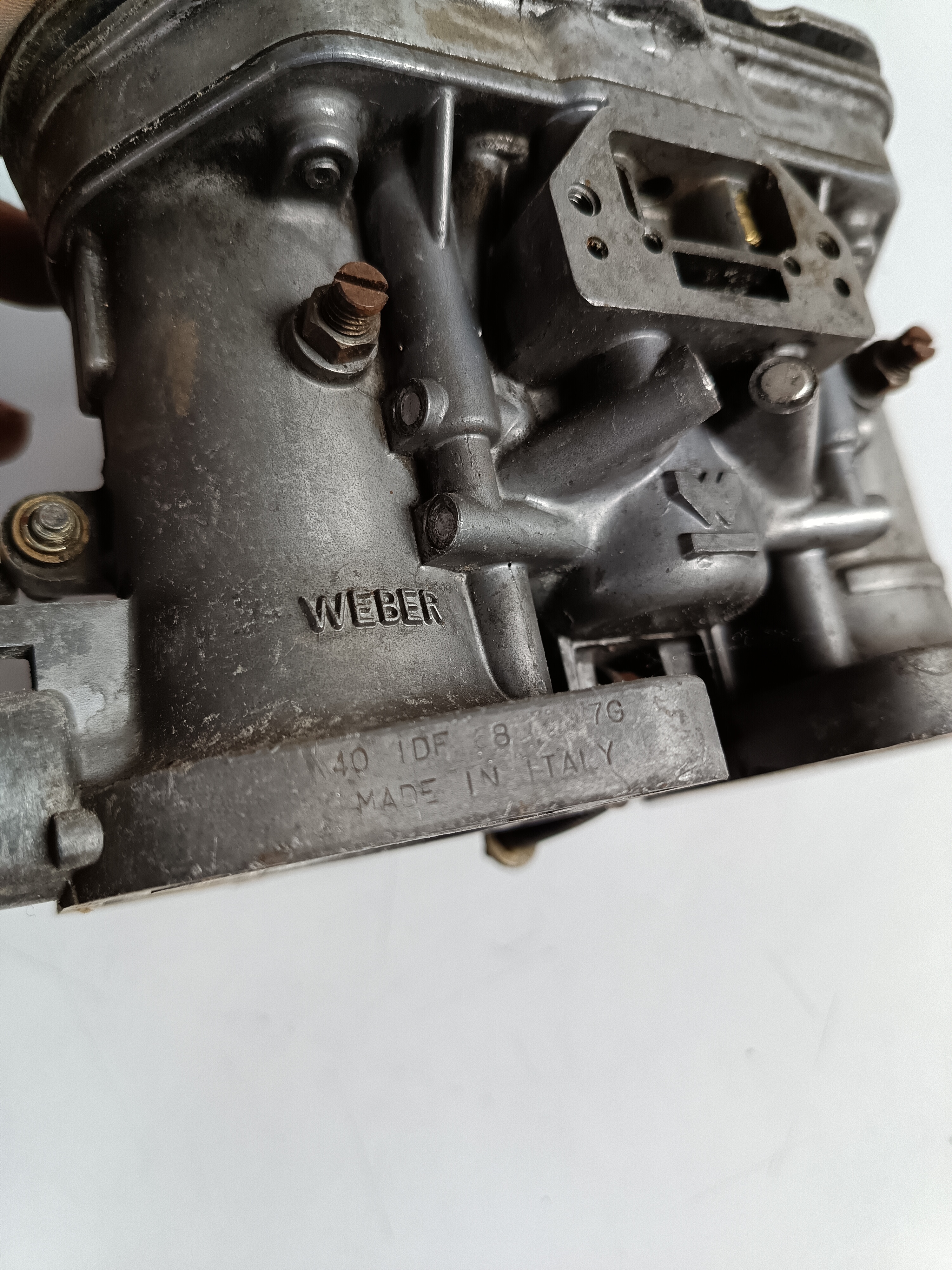 Corps de carburateur 40 idf weber pour pièces seulement 