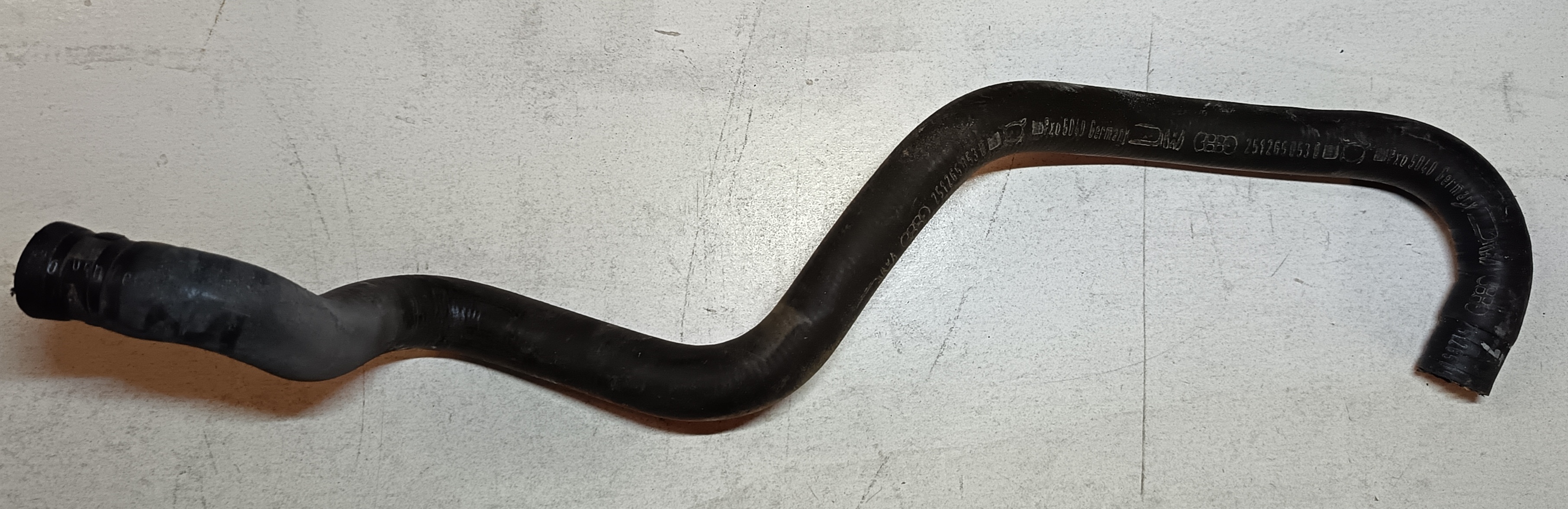 Durite d'alimentation gauche de chauffage avant Pour véhicule essence ou diesel De 1984 - 1992 vw transporter t3
