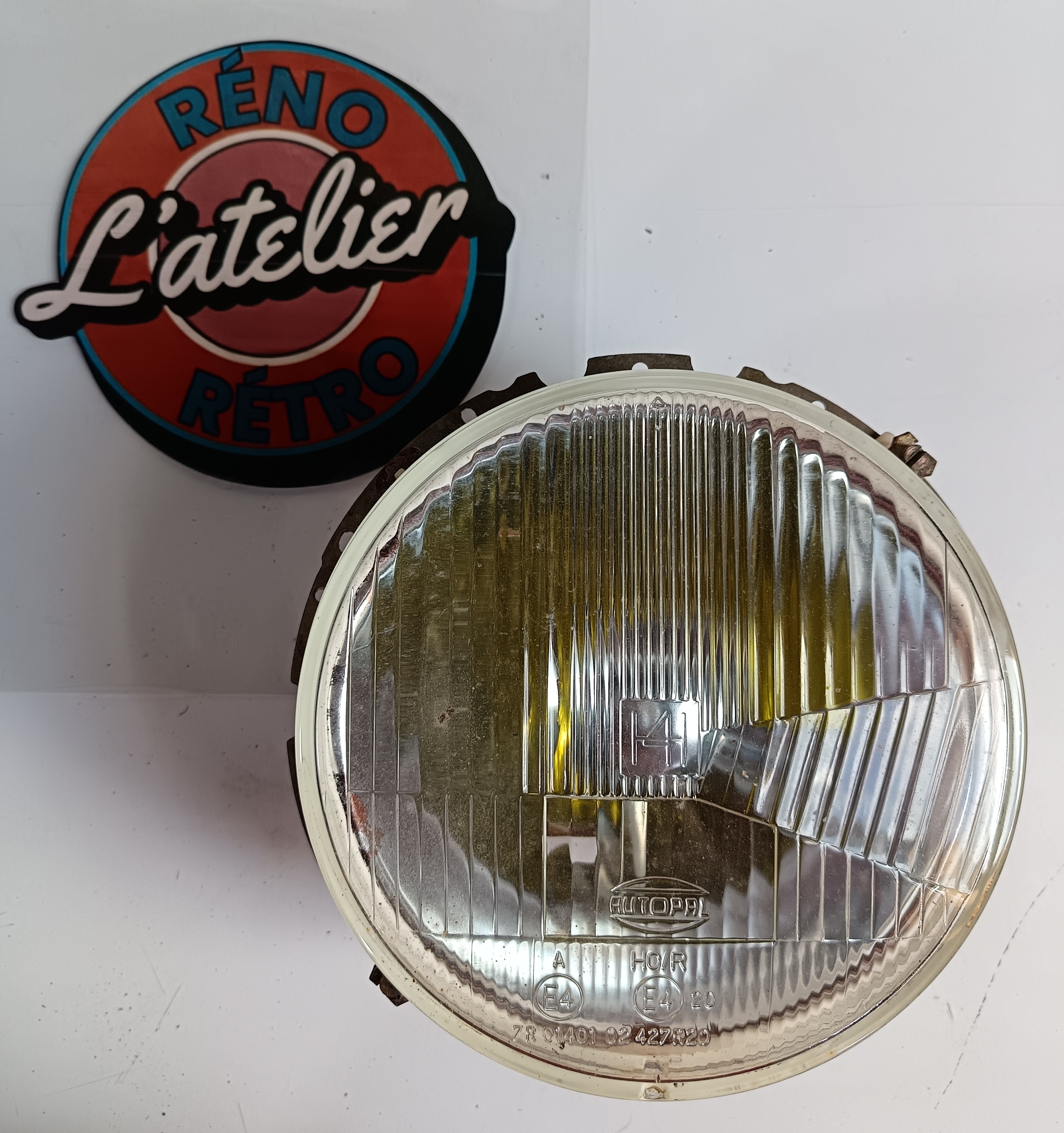 Volkswagen Golf I / II Phare 02427R20 7R01401