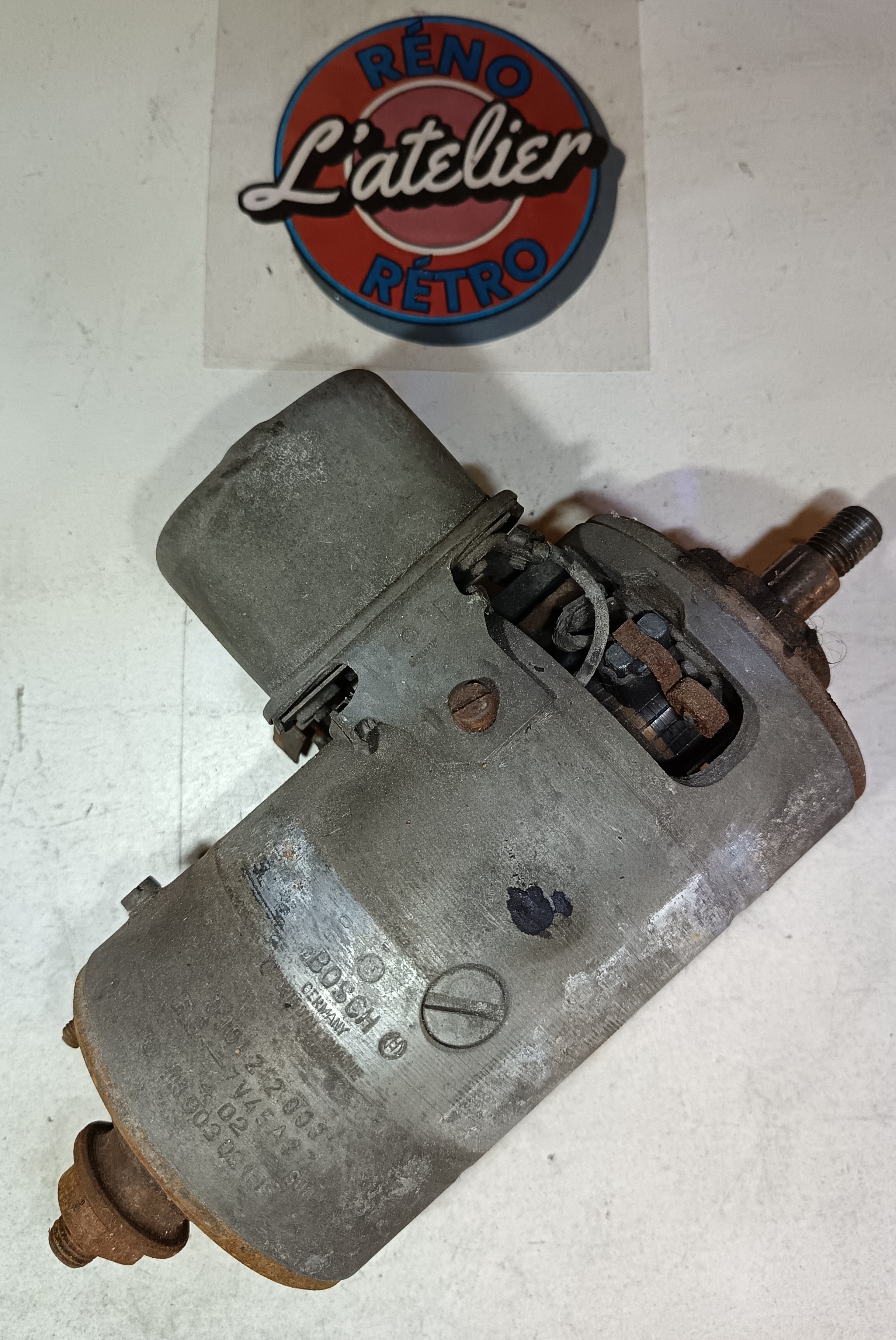 Dynamo et sont régulateur 6v