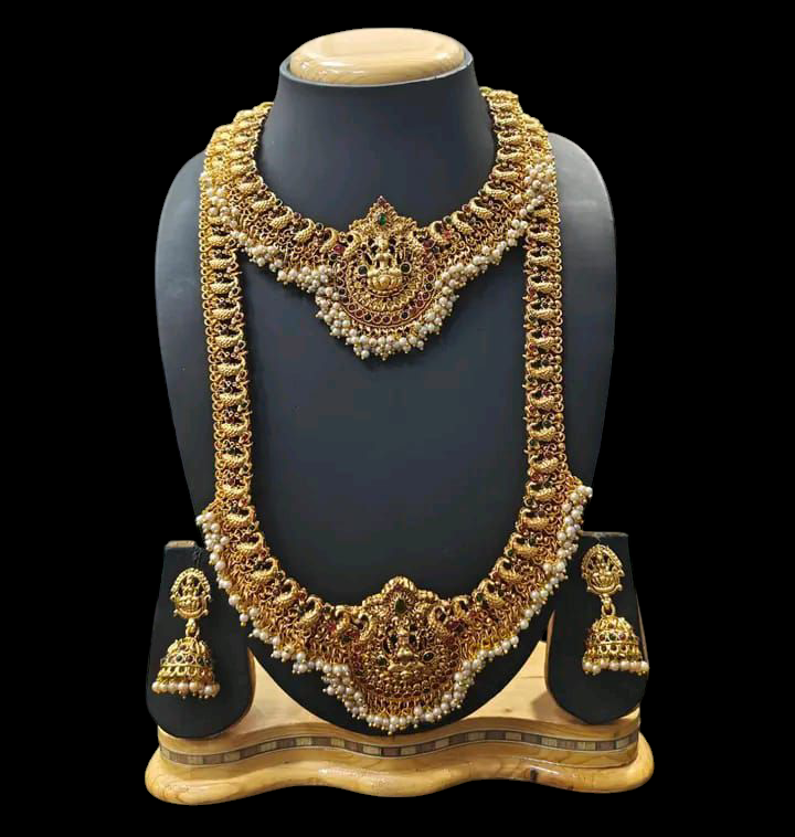 Traditional Indian Bridal Jewelry Set