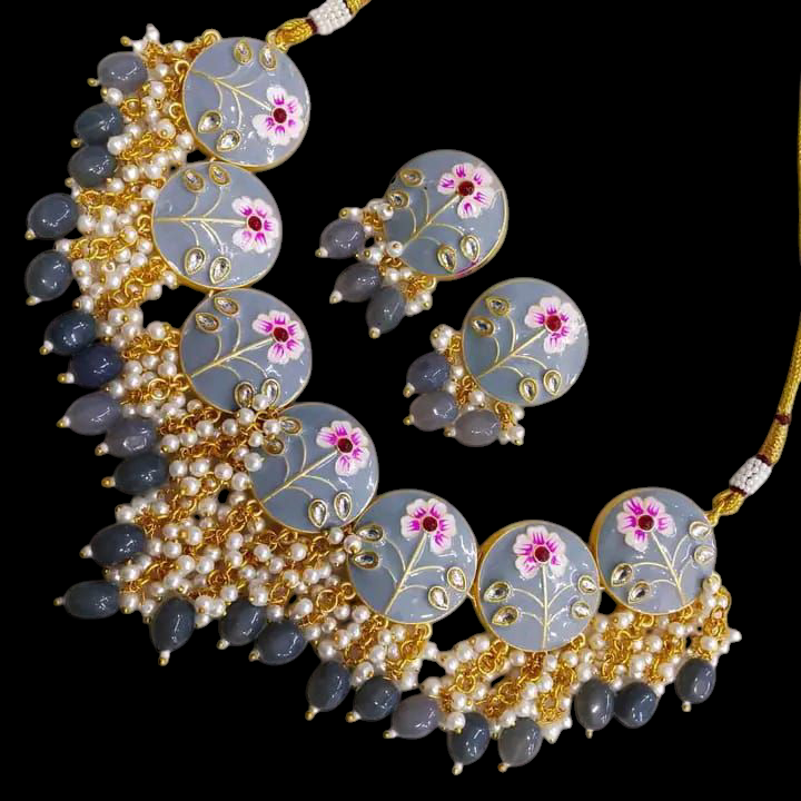Handcrafted Floral Necklace Set