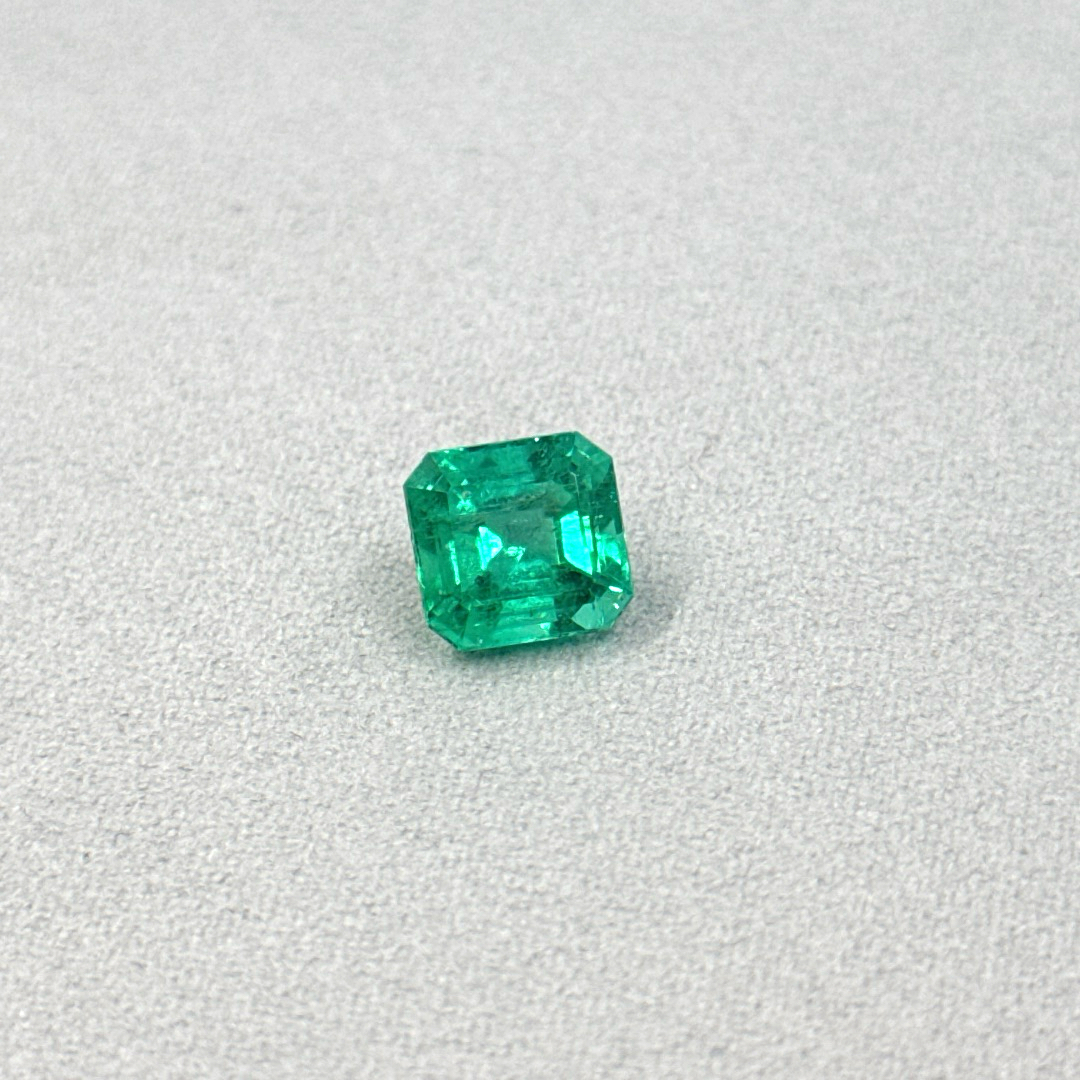 3.77 Carat Colombian Emerald 